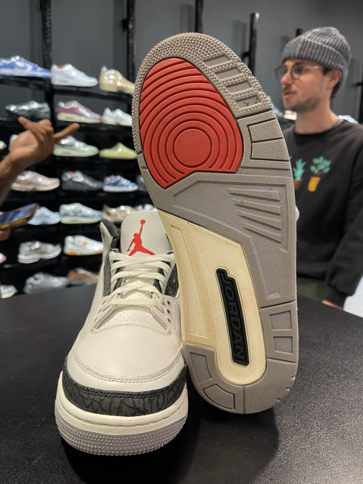Jordan Brand Size 13 - Jordan 3 Retro Cement Grey Size US 13 / EU 46 - 9 Thumbnail