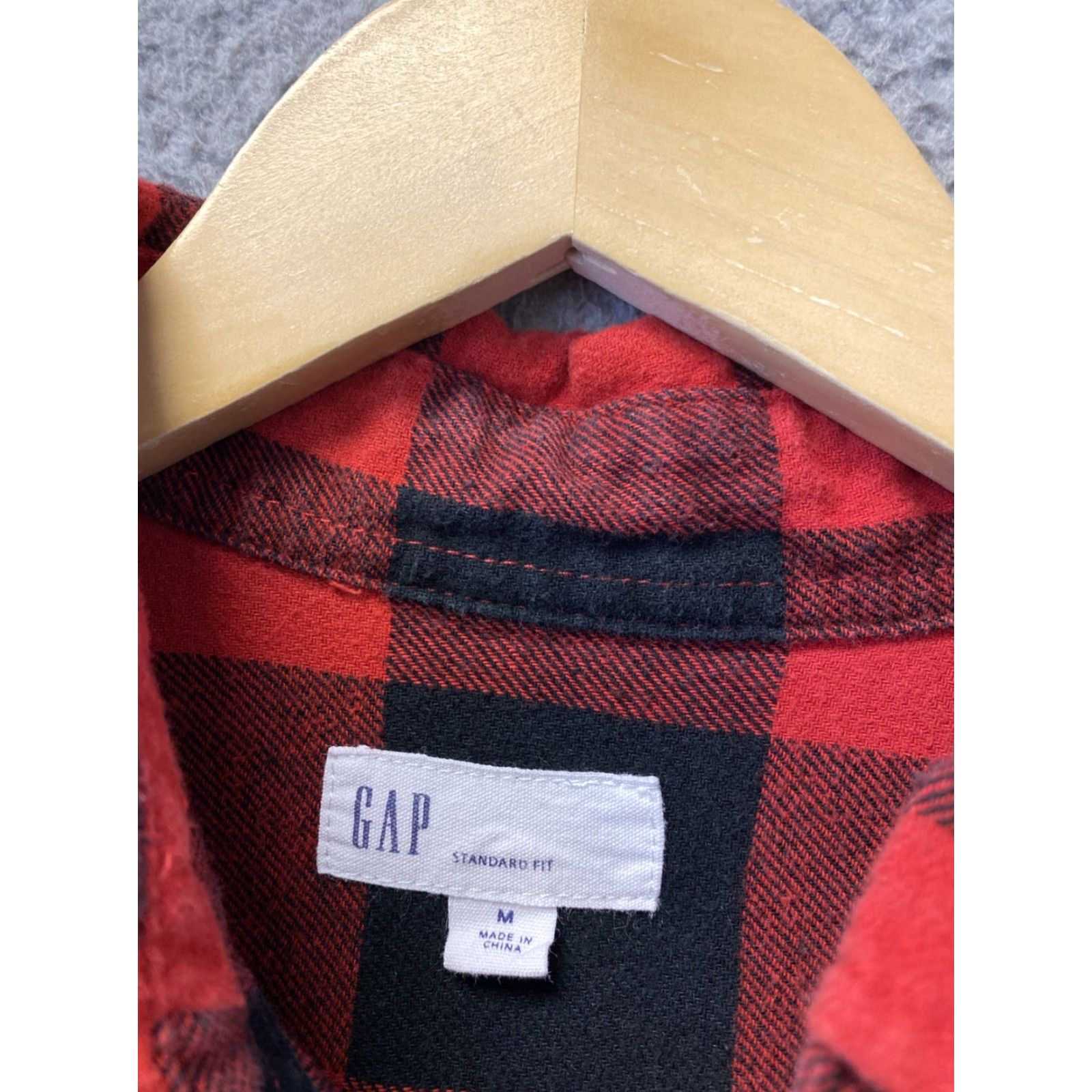 Gap GAP Shirt Button Mens M Red Black Buffalo Plaid Casual Long Sleeve /0240 Size US M / EU 48-50 / 2 - 2 Thumbnail