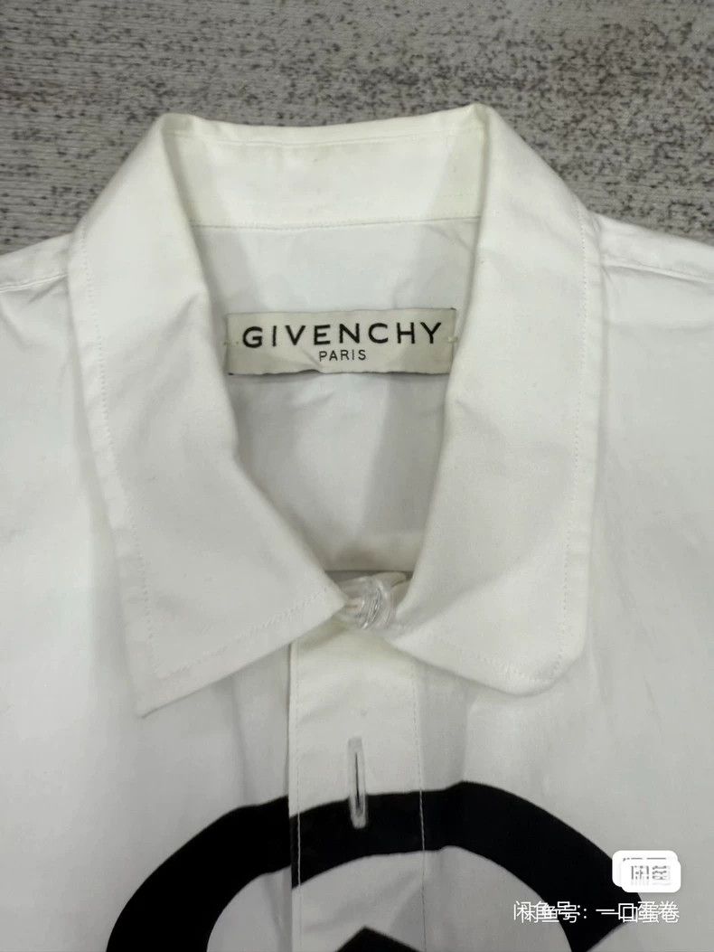Givenchy Givenchy Size 37Short-sleeve 2506-Nextarrow Size US M / EU 48-50 / 2 - 2 Thumbnail