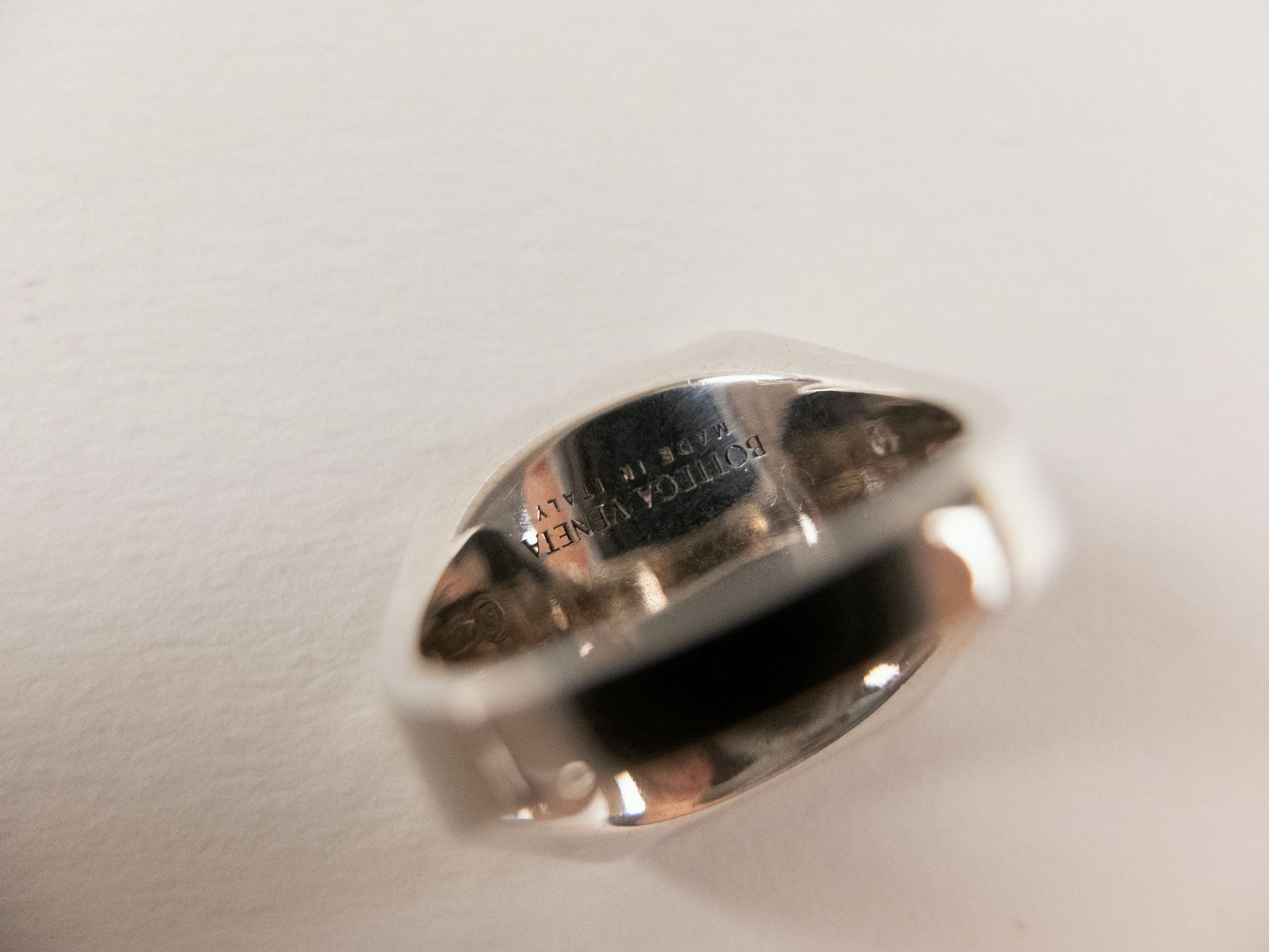 Bottega Veneta BOTTEGA VENETA blue enamel & silver signet ring 9 19 q Size ONE SIZE - 6 Thumbnail