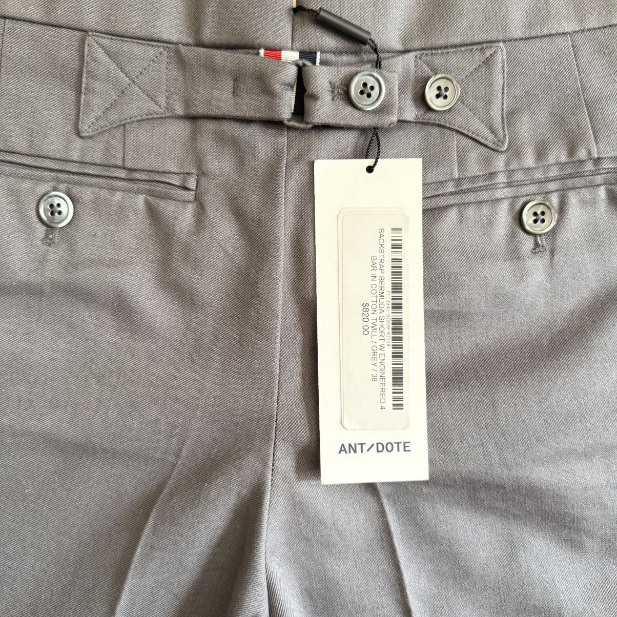 Thom Browne Grey Cotton Twill 4-Bar Backstrap Bermuda Short Size 30" / US 8 / IT 44 - 3 Thumbnail