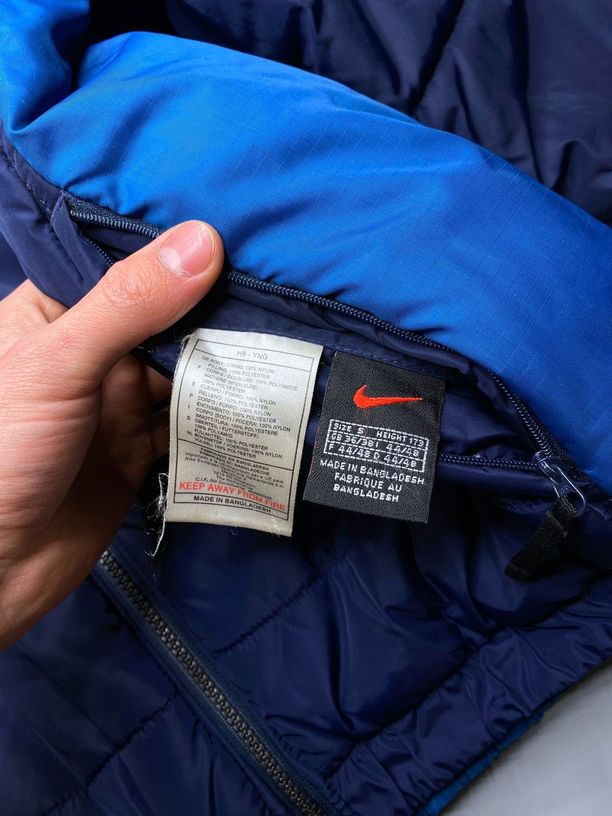 Nike Vintage 90’s Nike Y2k Nylon Reversible Puffer Down Jacket Size US S / EU 44-46 / 1 - 12 Thumbnail