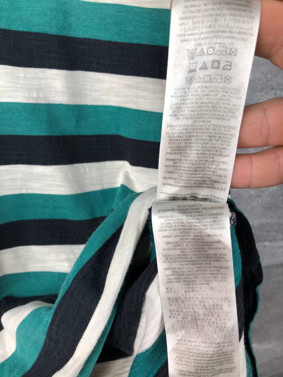 Guess Vintage Guess Los Angeles Striped Logo Embroidered t shirt Size US M / EU 48-50 / 2 - 5 Thumbnail