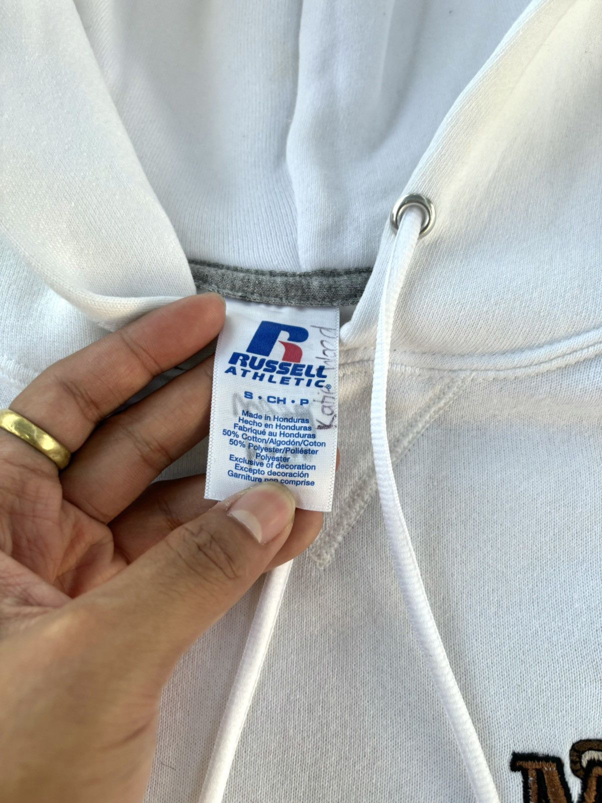 Vintage Vintage Russell Athletic Hoodie White Size US S / EU 44-46 / 1 - 4 Thumbnail