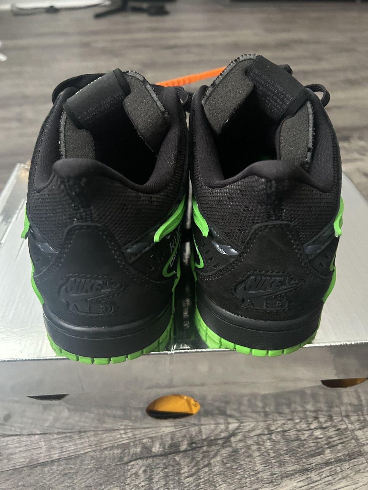 Nike × Off-White Nike Air Rubber Dunk Off-White Green Strike Size US 9 / EU 42 - 4 Thumbnail