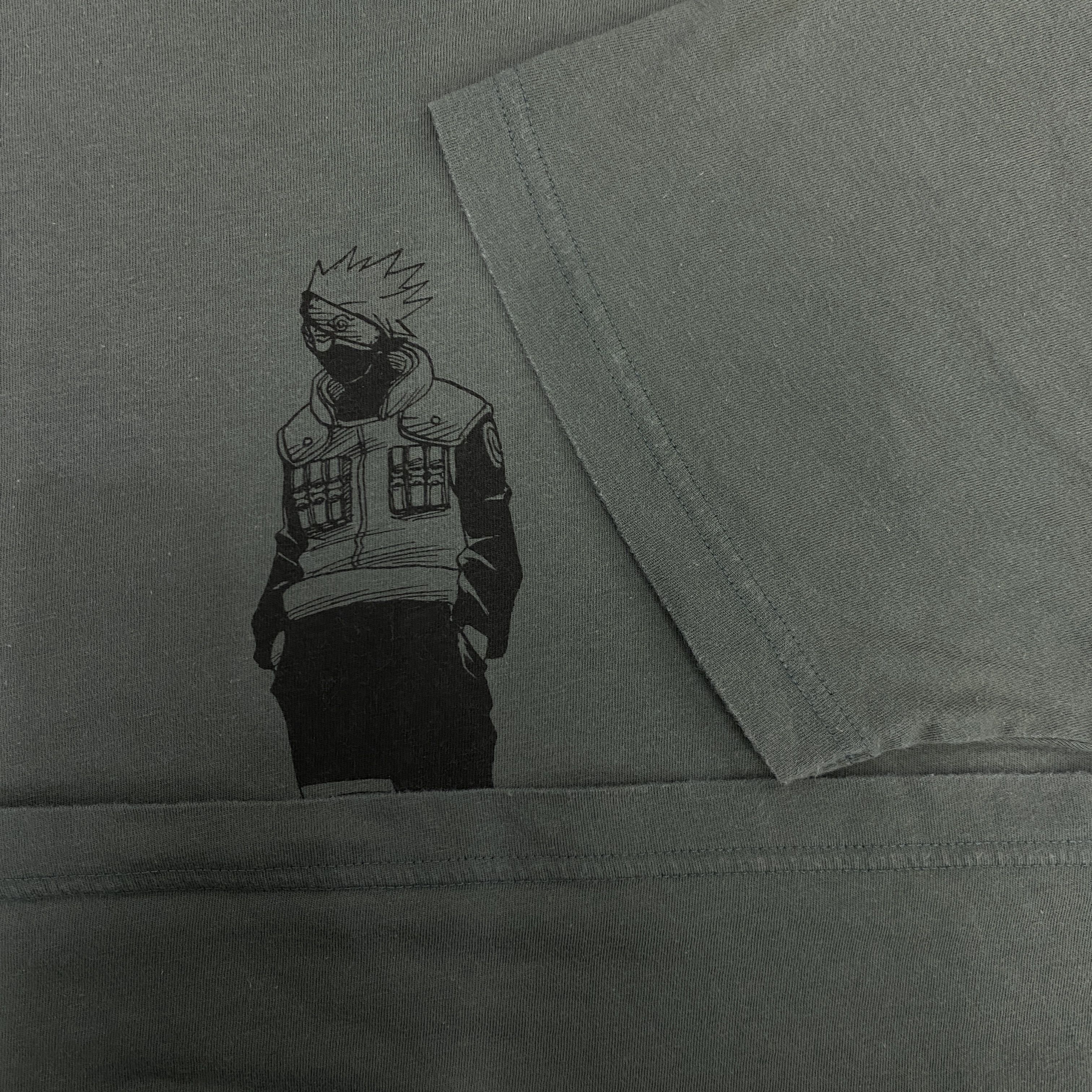Anime Uniqlo Hatake Kakashi TShirt - J020 Size US L / EU 52-54 / 3 - 6 Thumbnail