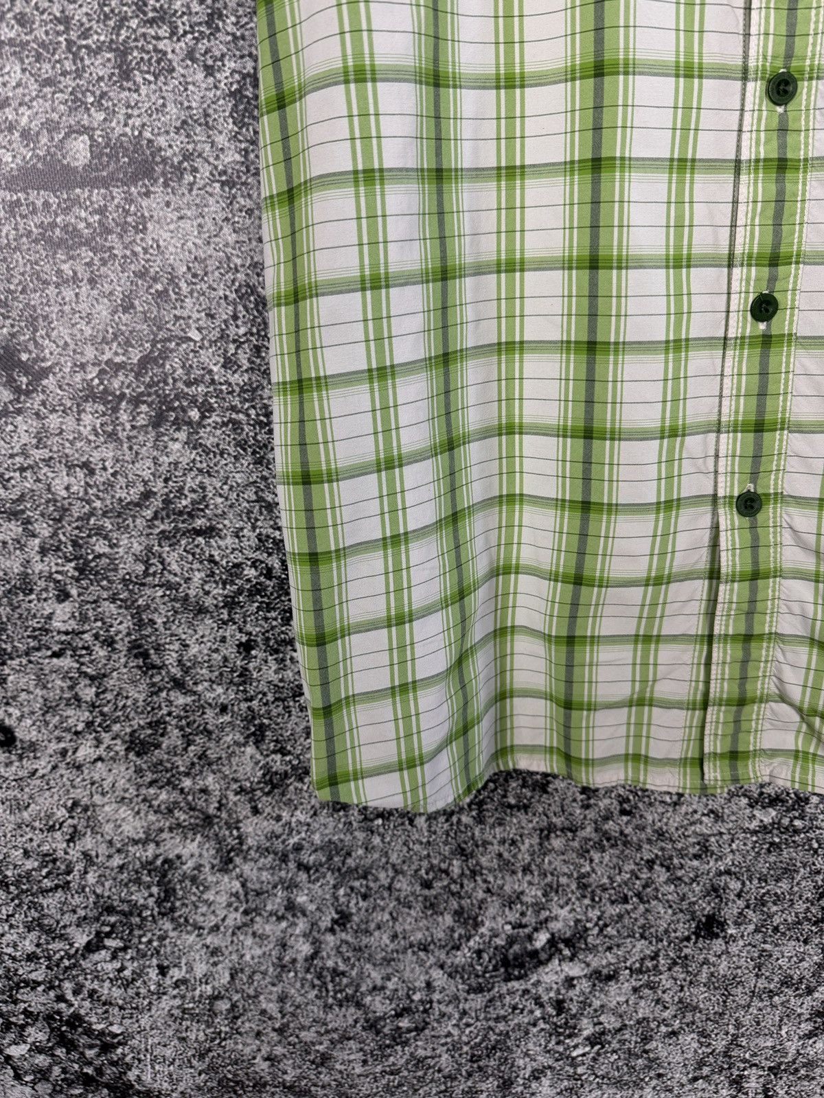 The North Face The North Face Trekking Plaid Shirt Outdoor Button Up Size L Size US L / EU 52-54 / 3 - 4 Thumbnail