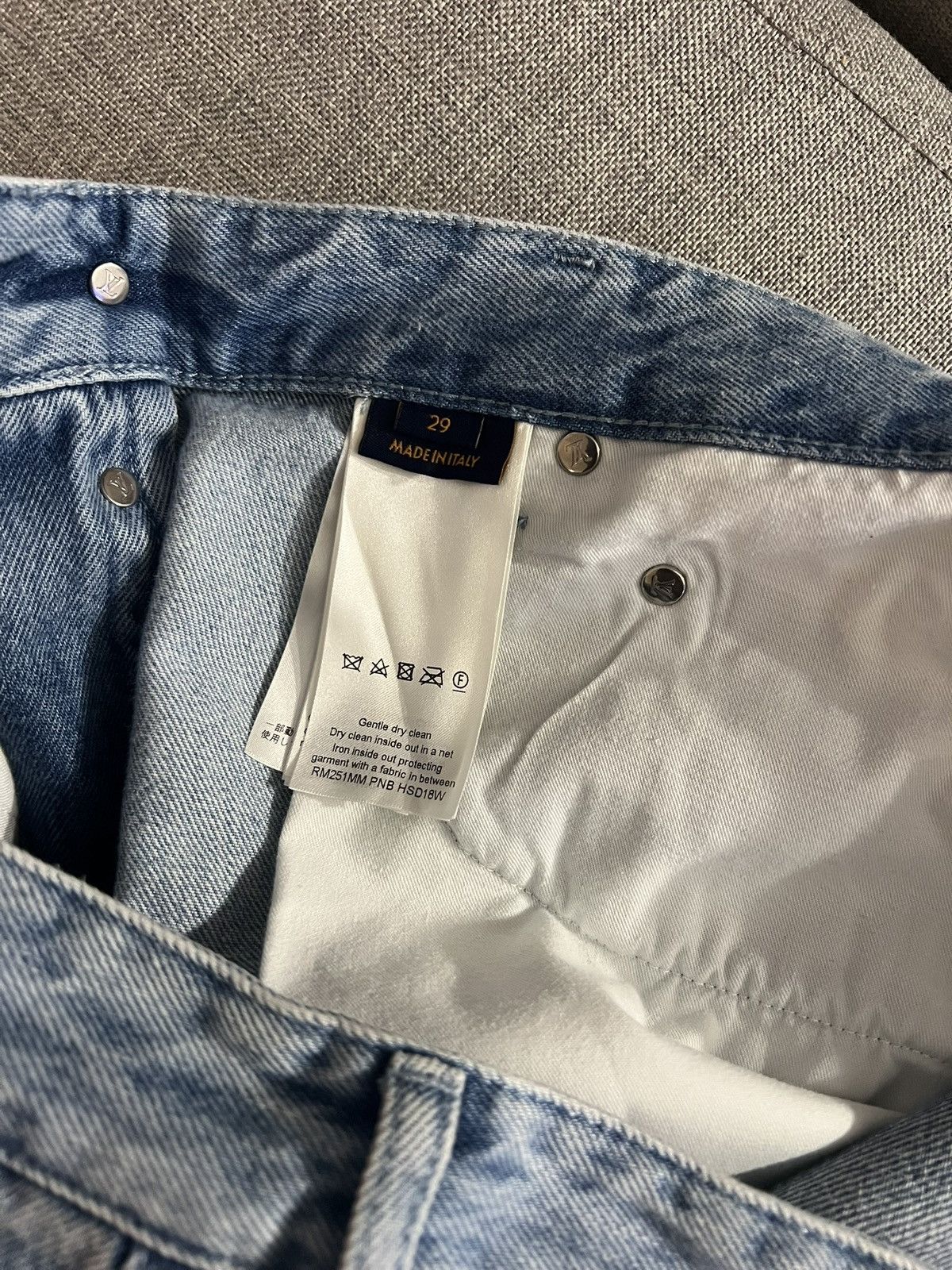 Louis Vuitton Louis Vuitton Denim Skate Jeans Indigo Size US 29 - 7 Thumbnail