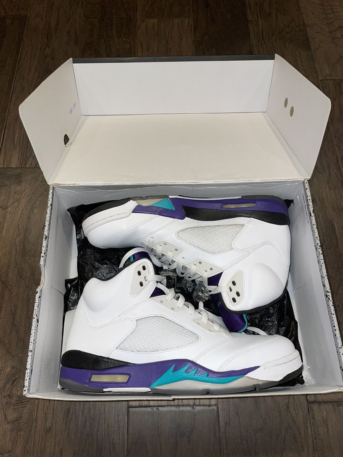 Jordan Brand Retro Air Jordan 5 Grape Size US 12 / EU 45 - 1 Thumbnail