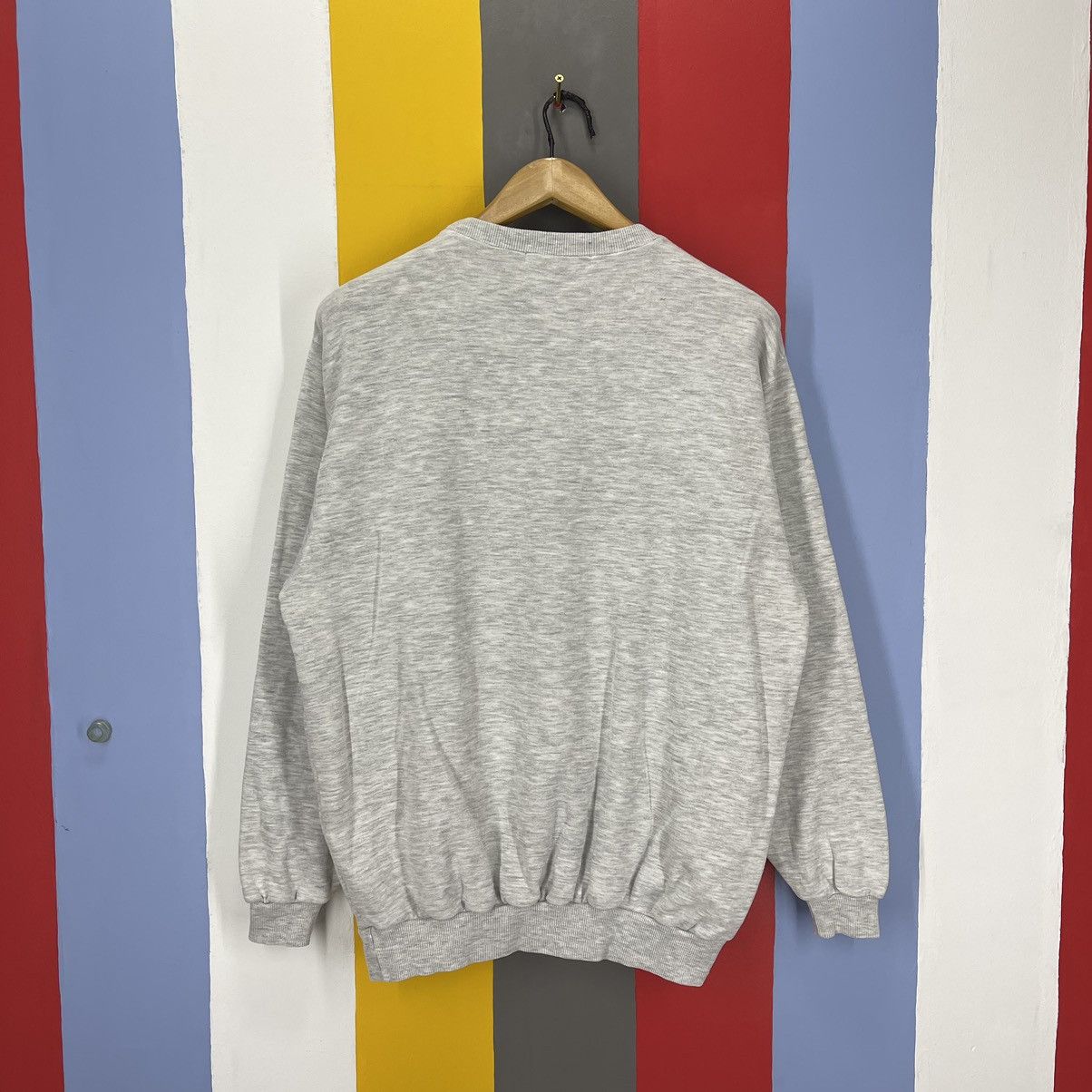 Vintage Vintage ANIES VALENTINO Crew Neck Sweatshirt #1418/AW Size US M / EU 48-50 / 2 - 8 Thumbnail