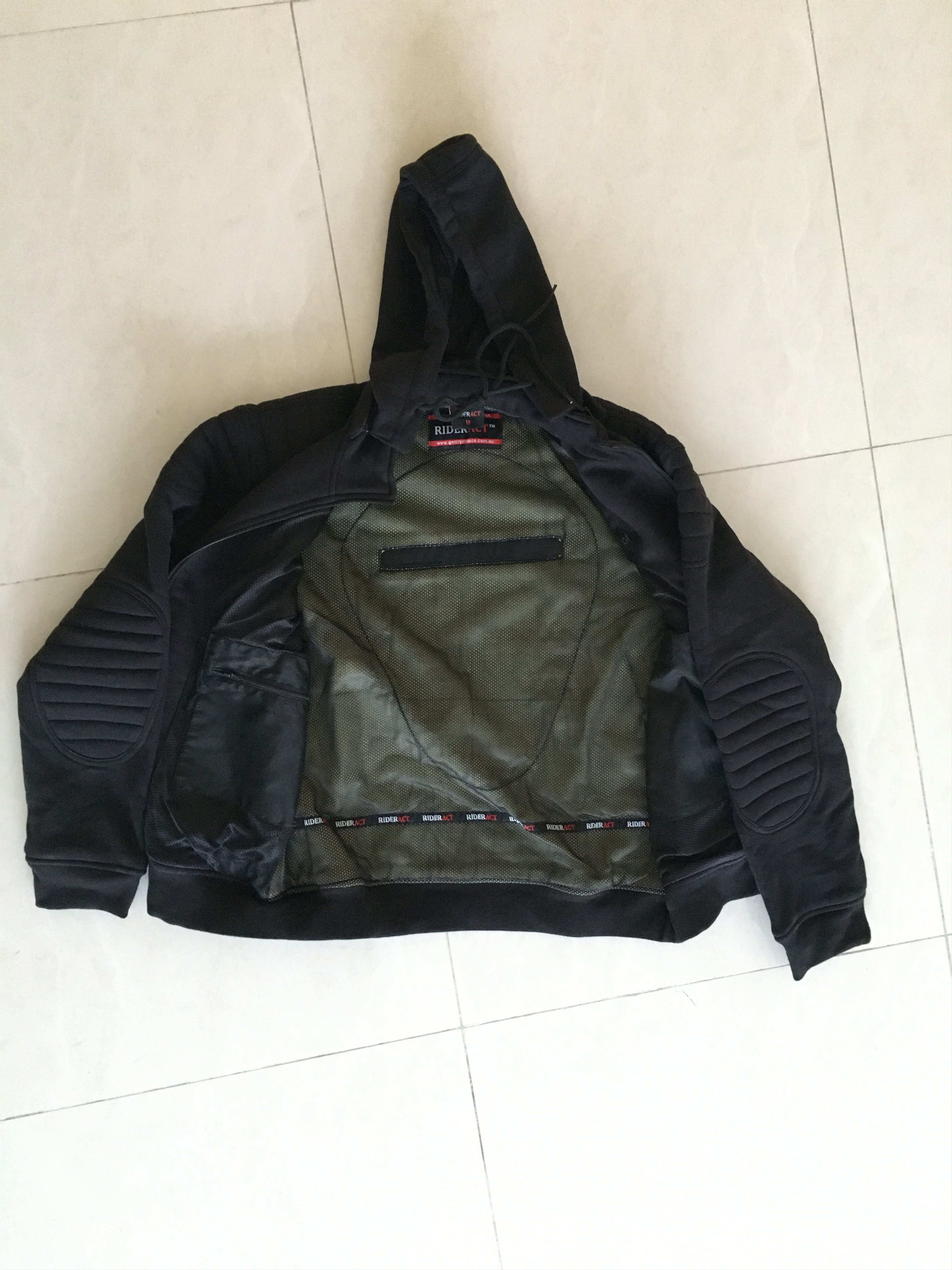 Active Ride Shop RIDERACT® Motorcycle Hoodie Black with Aramid Fiber Size US XS / EU 42 / 0 - 7 Thumbnail