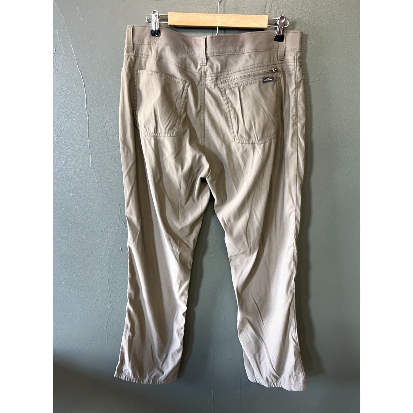 Eddie Bauer Eddie Bauer Pants Mens 34x30 Nylon Stretch Chino Adventure Trek Outdoors Beige Green 5-Pocket Design Regular Straight Near New Mens Size US 34 / EU 50 - 3 Thumbnail