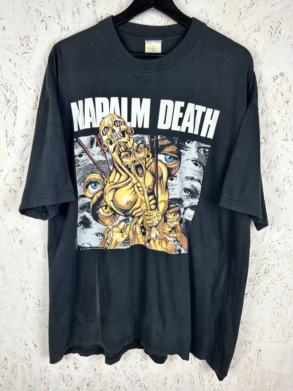 Band Tees 90s Napalm Death 1991 Mass Appeal Madness Grindcore Metal T Size US XL / EU 56 / 4 - 1 Thumbnail