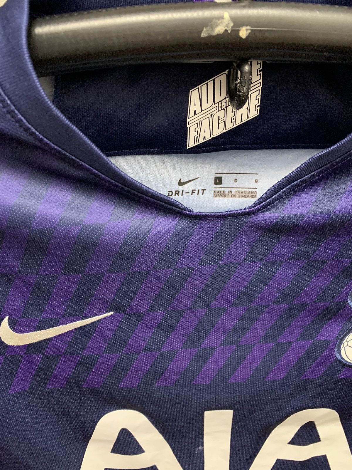 Nike Tottenham Hotspur’s Nike soccer jersey L sz Size US L / EU 52-54 / 3 - 5 Thumbnail