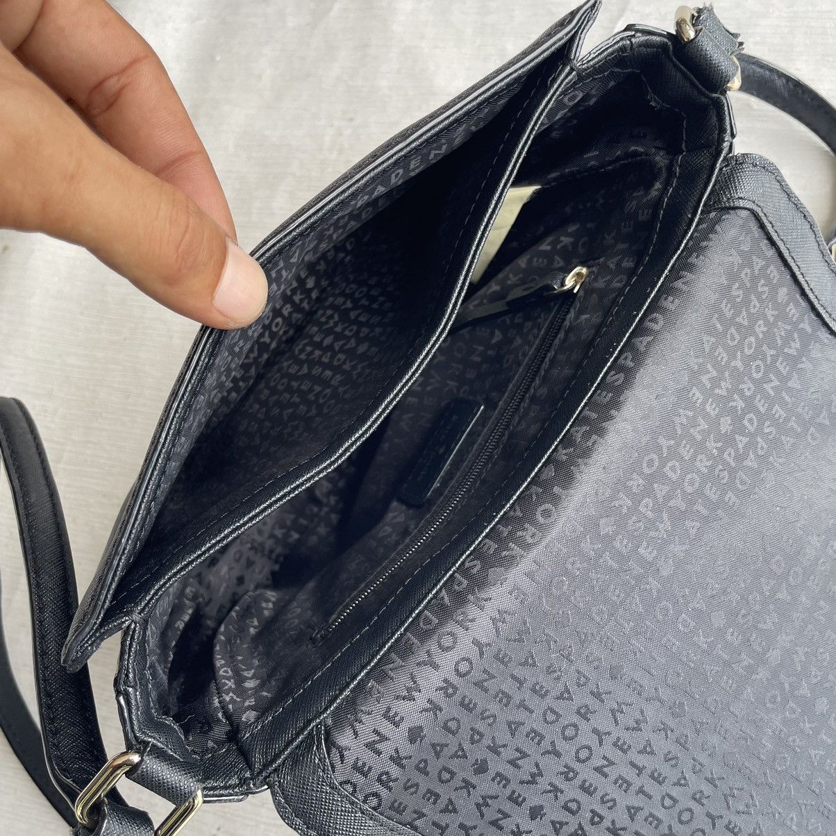 Jack Spade Kate Spade Black Leather Crossbody Size ONE SIZE - 14 Thumbnail