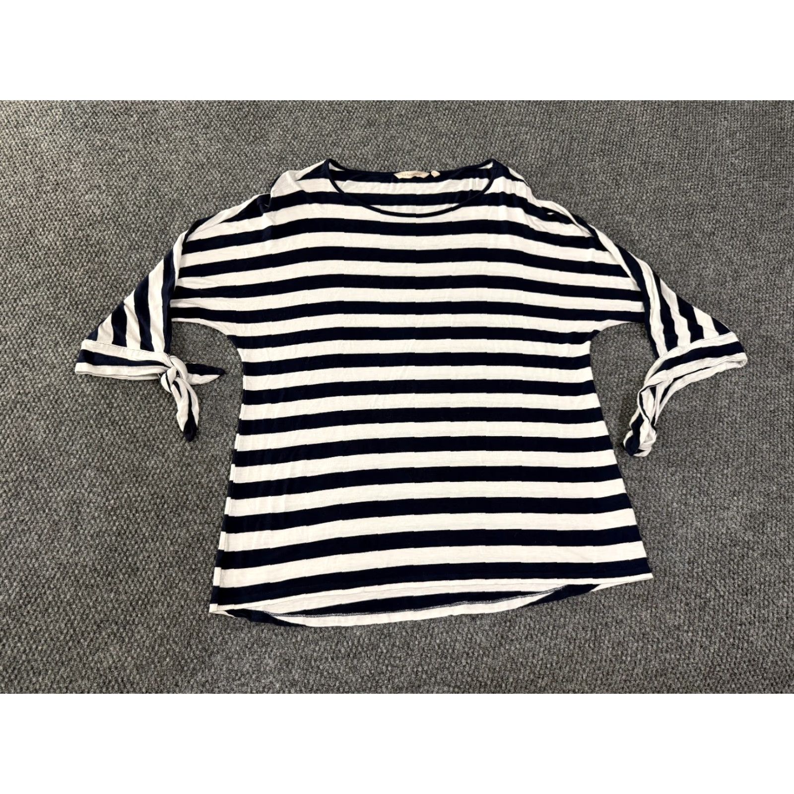 Soft Surroundings Soft Surroundings Blouse Shirt Womens L Blue Striped Round Neck Long Sleeve Stretch Casual Knit Shirt Size L / US 10 / IT 46 - 2 Thumbnail