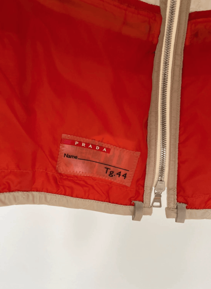 Prada Prada Jacket Red Tab Iconic Light Nylon coat trench Vintage Size M / US 6-8 / IT 42-44 - 15 Thumbnail