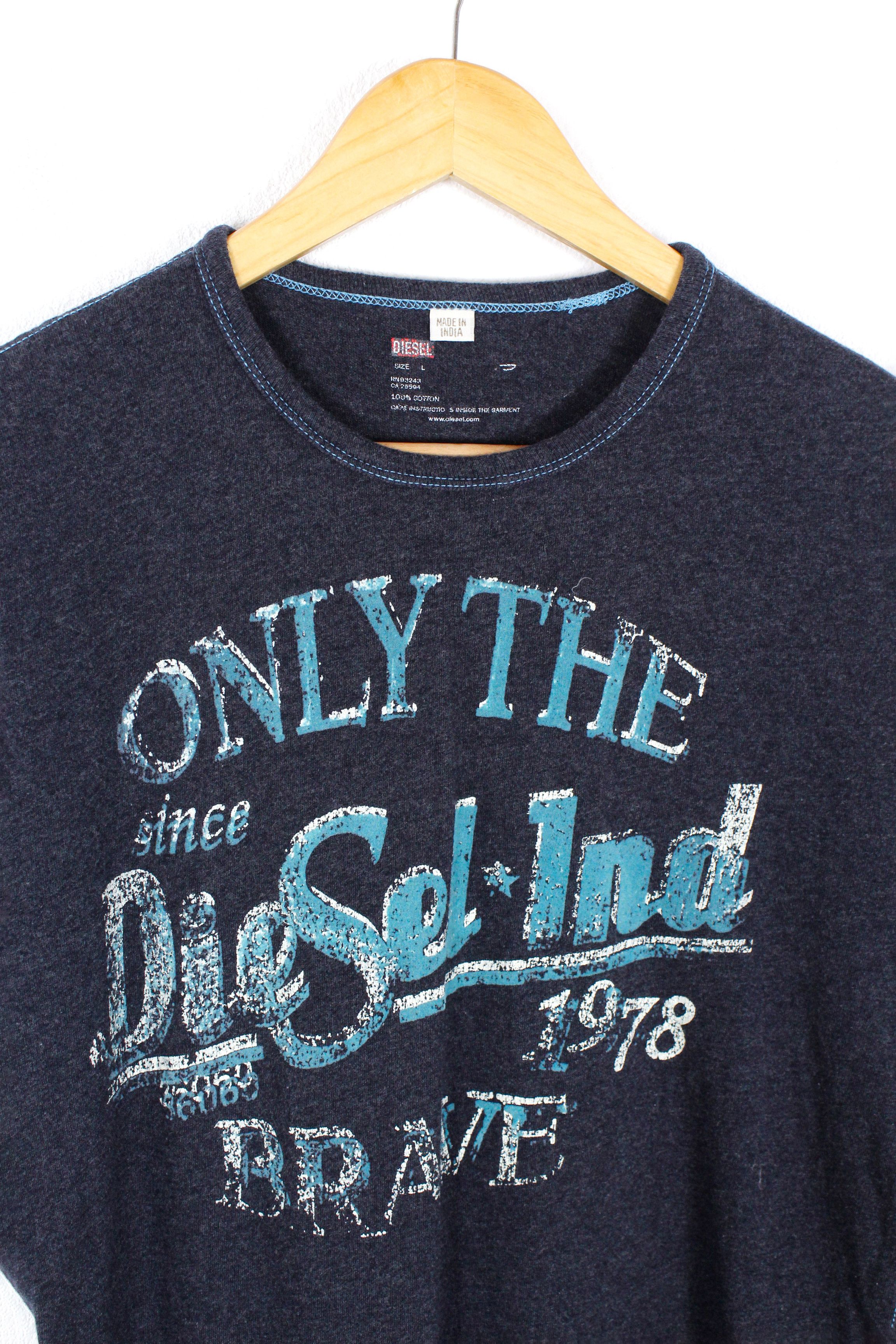 Diesel × Vintage Vintage Diesel Y2K Only The Brave Graphic Tee Tshirt 00s Size US S / EU 44-46 / 1 - 2 Thumbnail