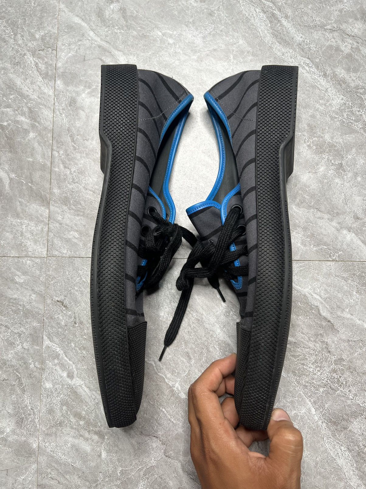 Prada Prada Low Canvas Stripe Trainers Size US 10 / EU 43 - 3 Thumbnail