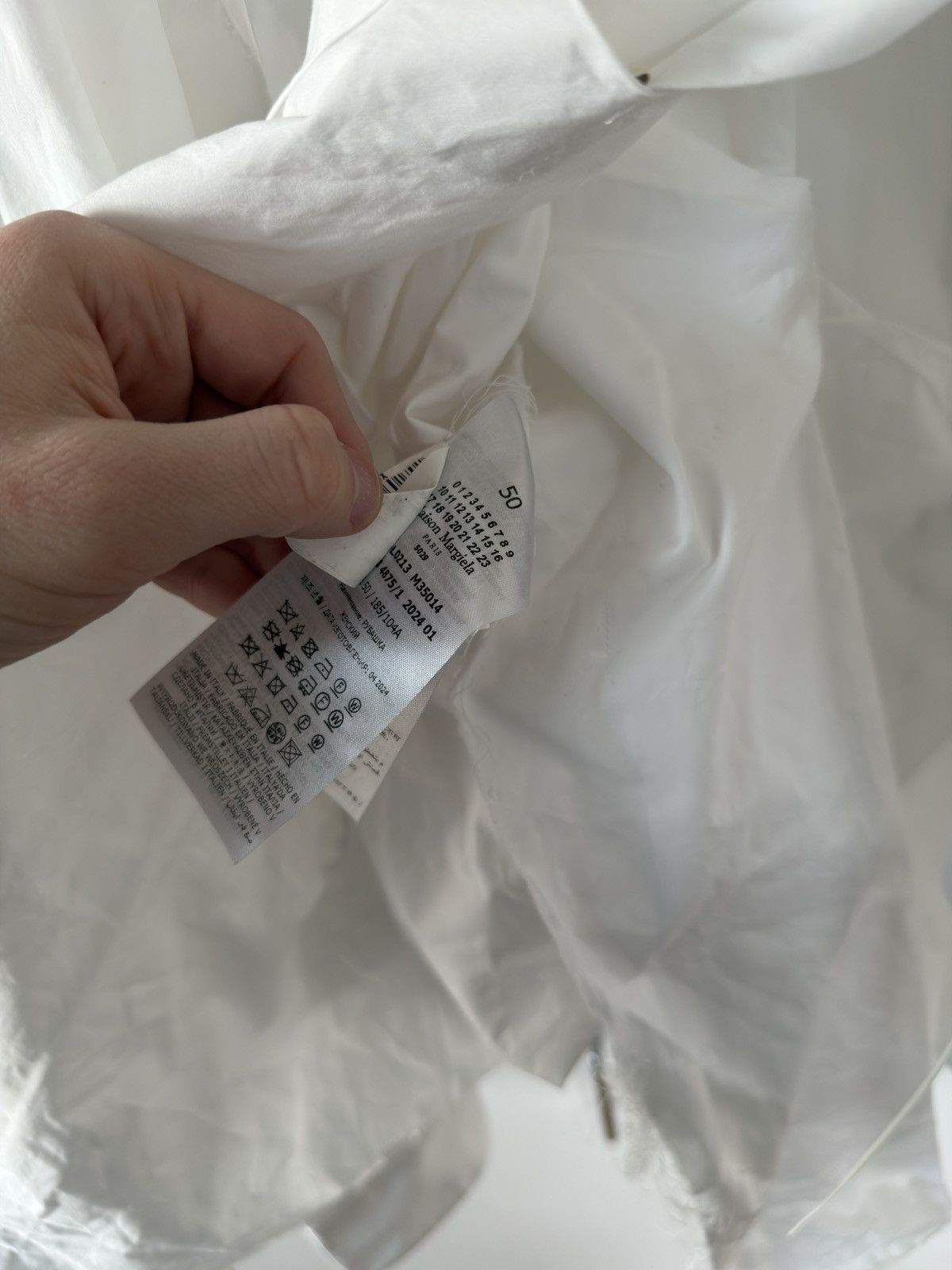 Maison Margiela BNWT Blank Label Oversized Frayed Pleated Shirt White 50 Size US L / EU 52-54 / 3 - 18 Thumbnail