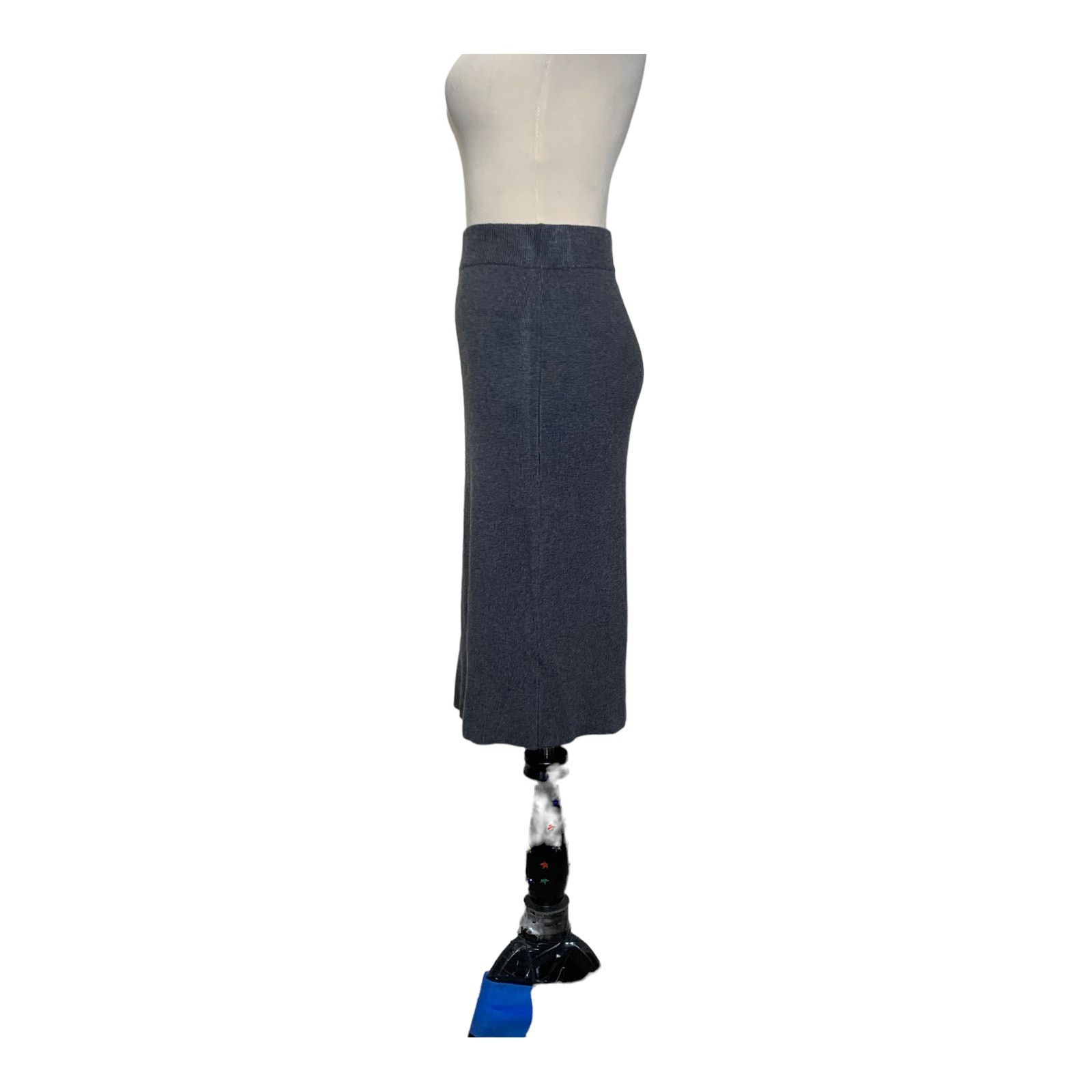 Banana Republic Banana Republic gray knee length pull on skirt size M Size 30" / US 8 / IT 44 - 8 Thumbnail