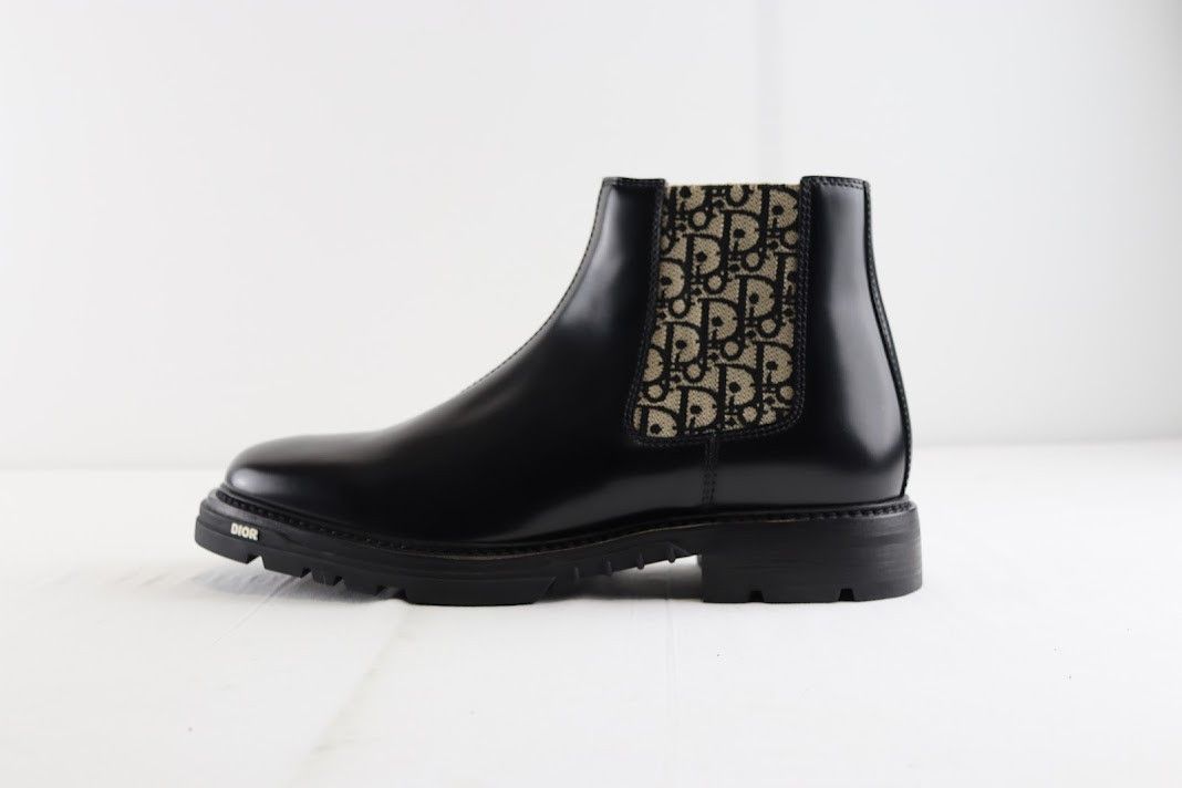 Dior o1rshd1 Expl Explorer Chelsea Boot Calf in Black/Beige Size US 12 / EU 45 - 17 Thumbnail