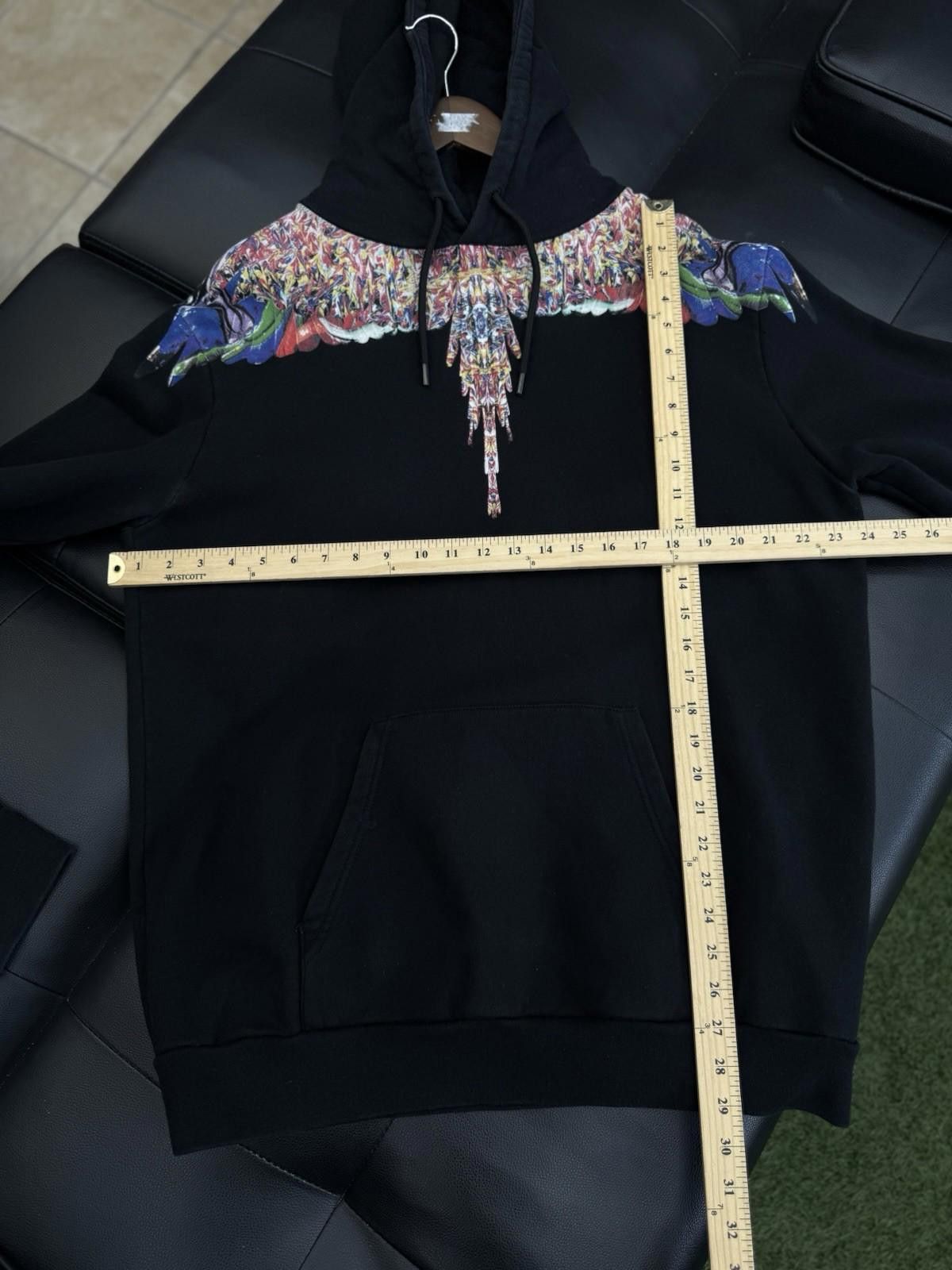 Marcelo Burlon MARCELO BURLON COUNTY OF MILAN SIZE LARGE Hoodie $700 Retail Size US L / EU 52-54 / 3 - 6 Thumbnail