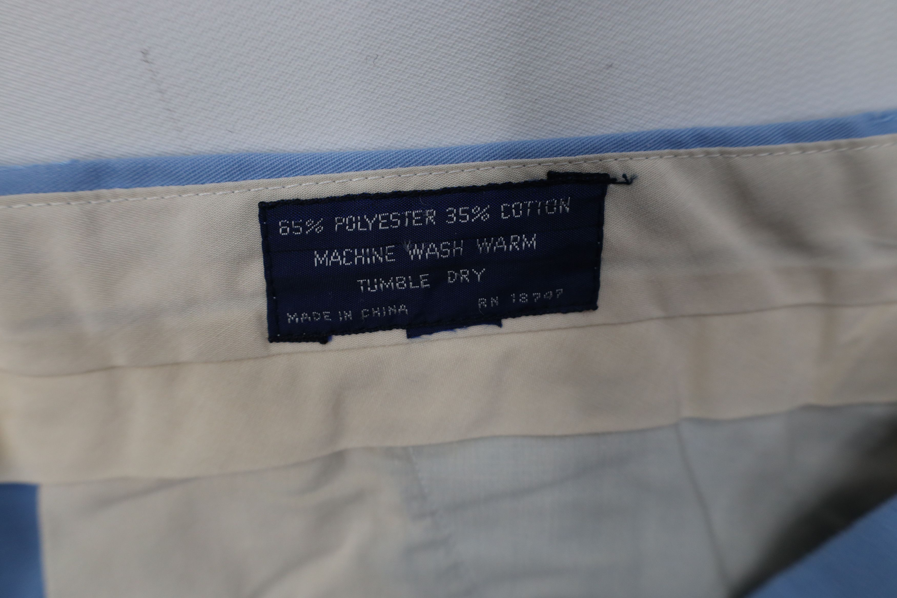 Vintage Vintage 70s Streetwear Above Knee Chino Shorts Carolina Blue Size US 36 / EU 52 - 7 Thumbnail