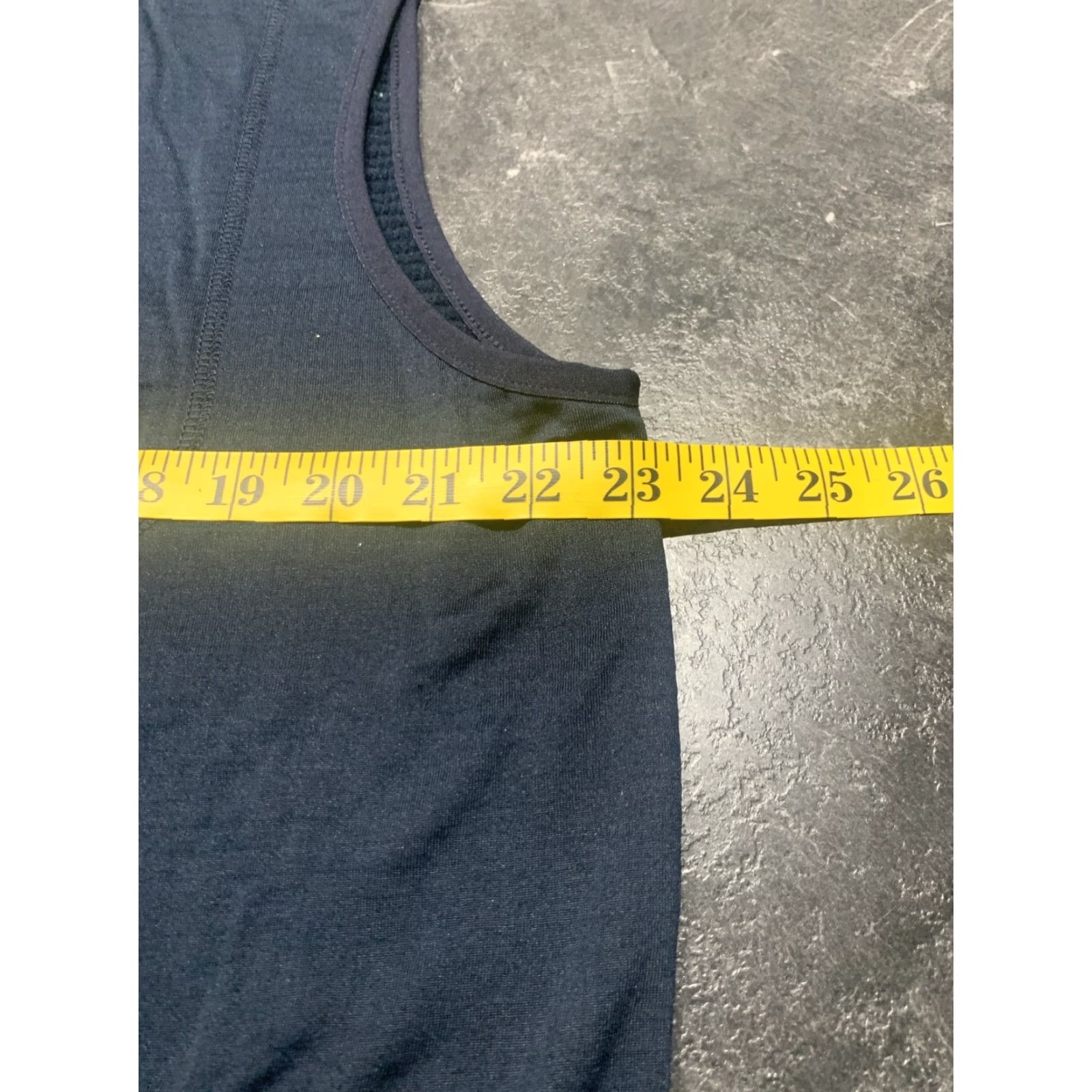 Orvis Orvis Vest Pockets Full Zip Blue Polyester L Large Men's Regular Stand-Up Collar Style Features: Pockets Jacket/Coat Length Mid-Length Zipper Closure Size US L / EU 52-54 / 3 - 7 Thumbnail