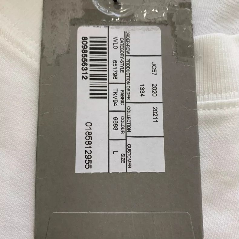 Balenciaga Balenciaga White earth long sleeves Size US L / EU 52-54 / 3 - 6 Thumbnail