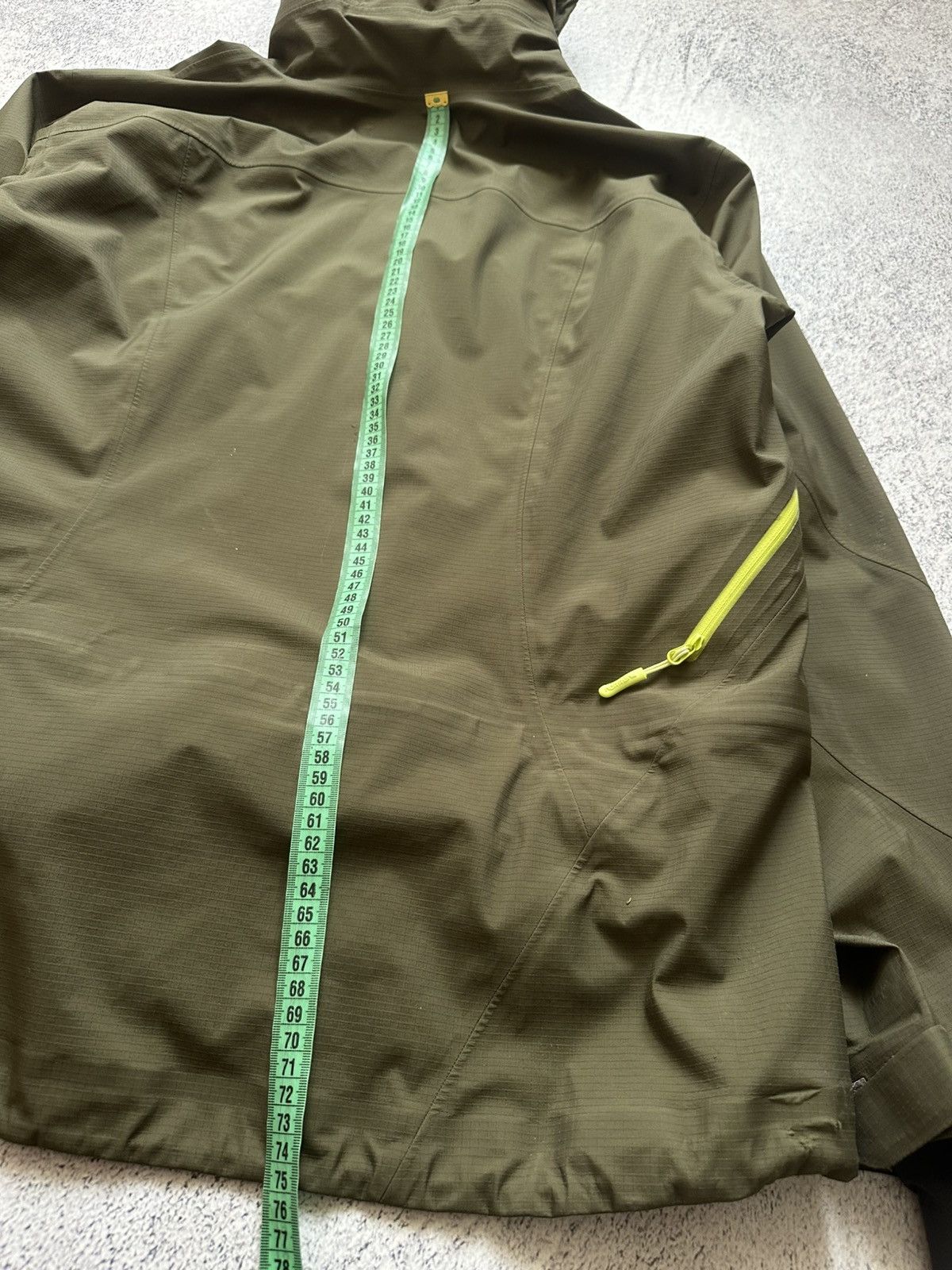 Norrona Norrona Narvik Gore Tex Jacket Khaki Military Arc’teryx Leaf Size US L / EU 52-54 / 3 - 22 Thumbnail
