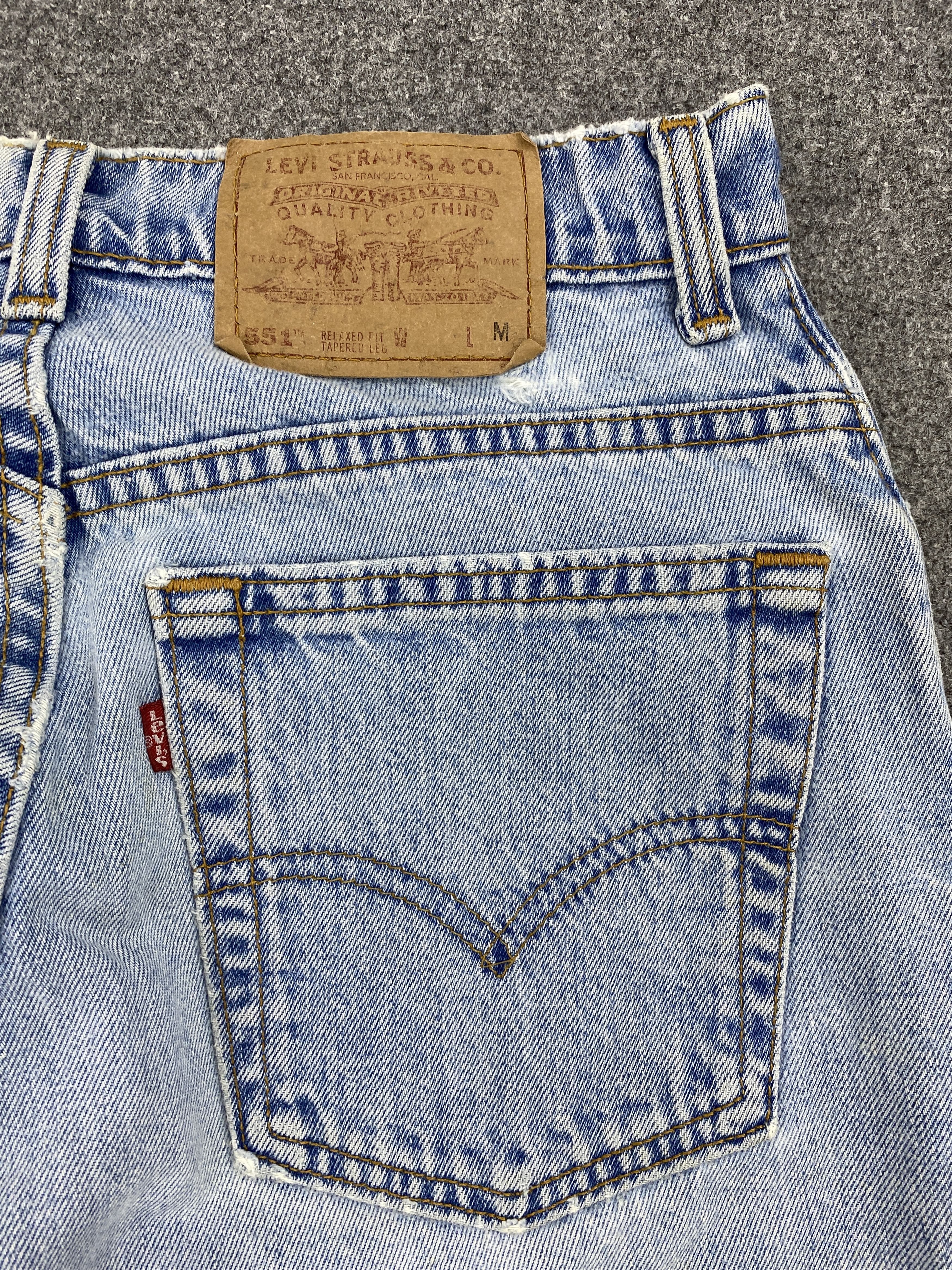 Levi's × Vintage Vintage Levis 551 Light Washed Jeans Size US 27 - 12 Thumbnail