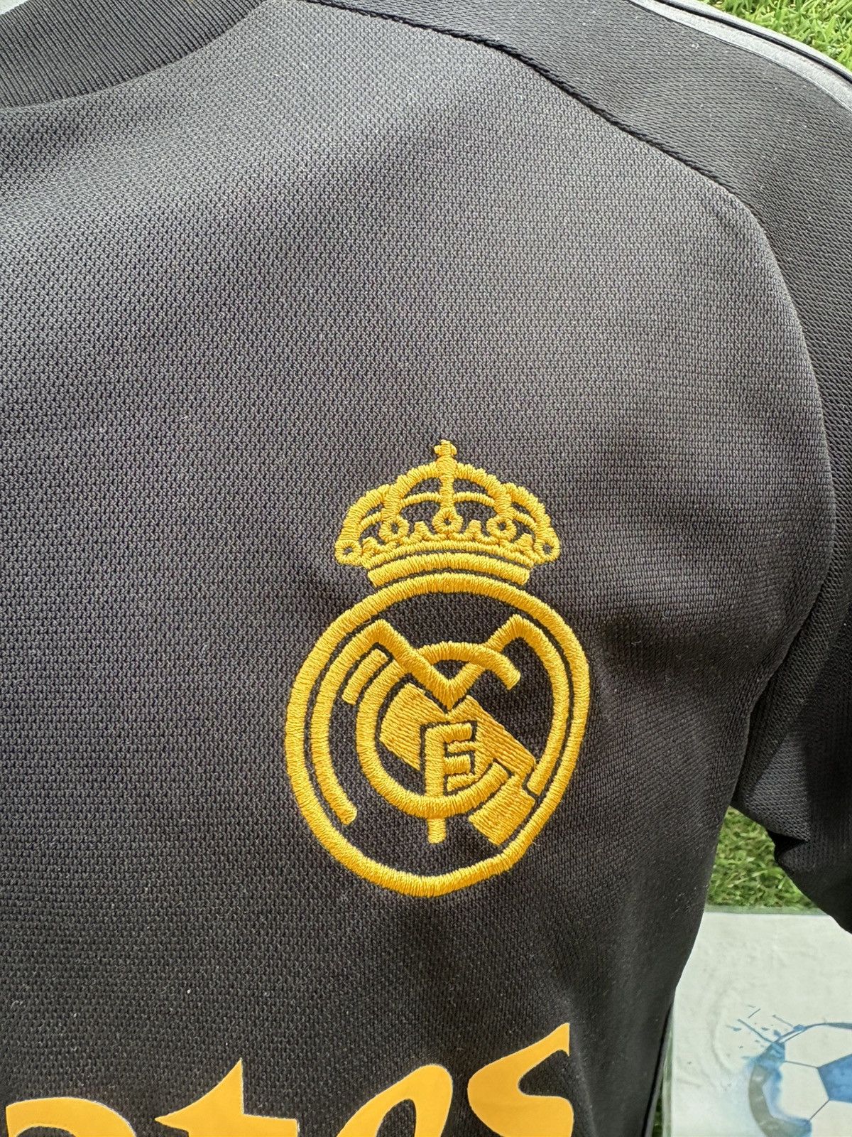 Adidas Jersey vinicius real Madrid Size US S / EU 44-46 / 1 - 6 Thumbnail