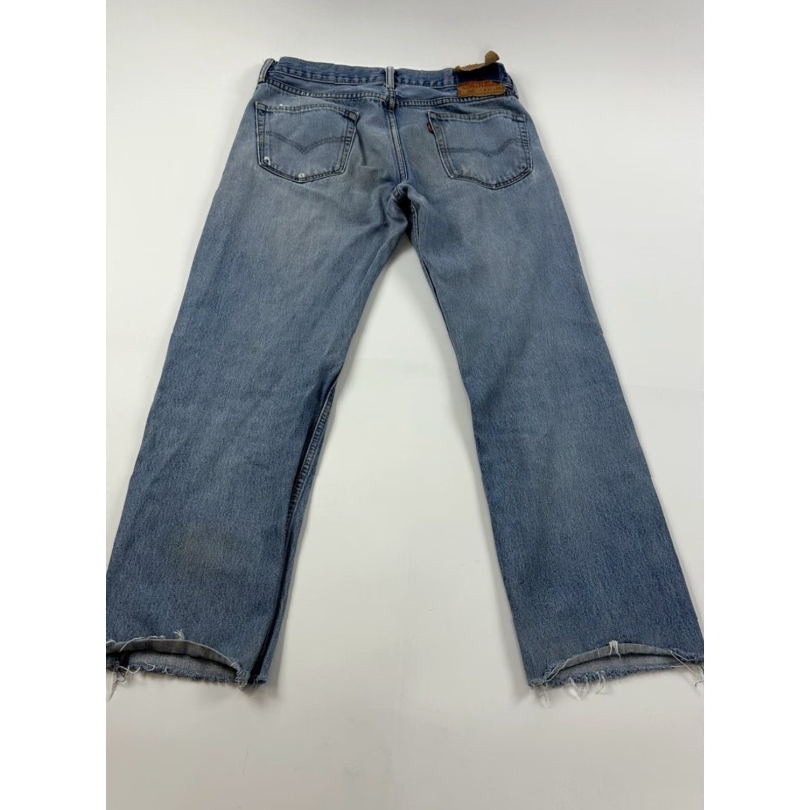 Levi's VINTAGE Levi's 505 Jeans Mens 34x29 Distressed Blue Jeans 34x34 Tagged 34x34 Mens Size US 34 / EU 50 - 2 Thumbnail