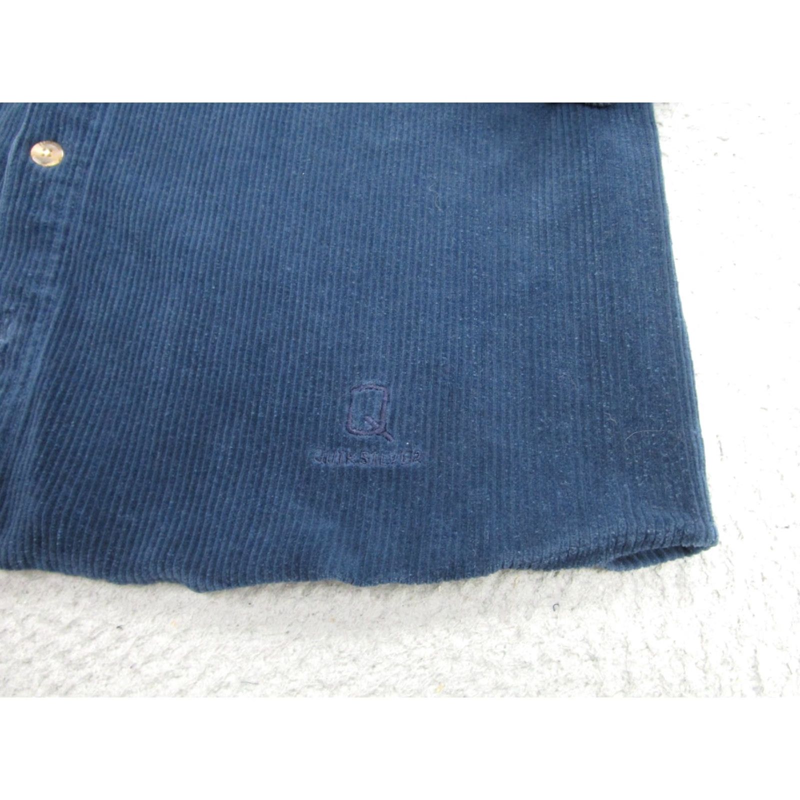 Quiksilver VINTAGE Quiksilver Corduroy Shirt Mens Medium Navy Blue Button-Front 90s Surfer Embroidered Logo Mens Size US M / EU 48-50 / 2 - 3 Thumbnail