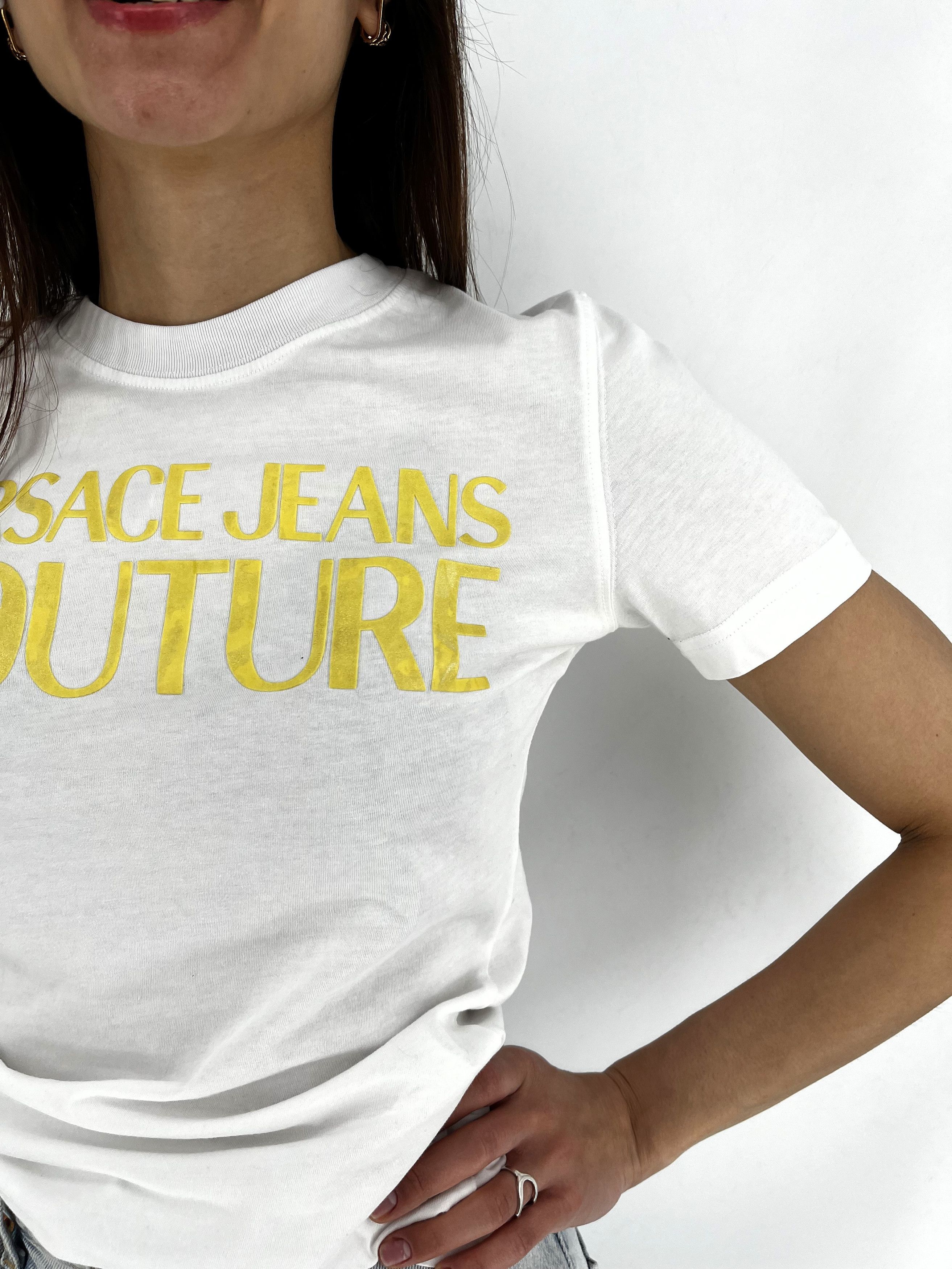 Versace VERSACE JEANS COUTURE GOLD LOGO T SHIRT-WHITE Size M / US 6-8 / IT 42-44 - 5 Thumbnail