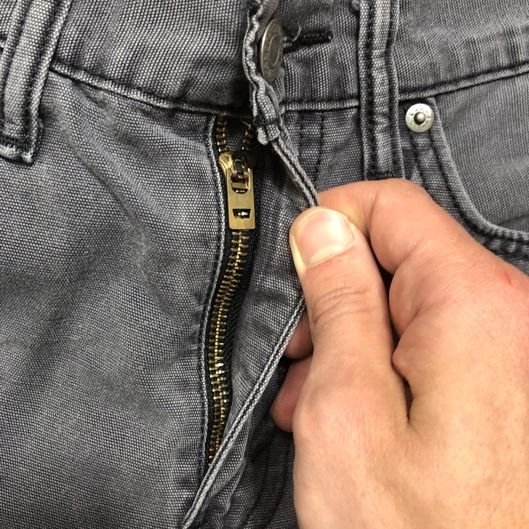 Levi's VINTAGE Levis 514 Straight Denim Gray Jeans Men 30x32 Western City Classic 80s 90s Cowboy USA American Classic Western Rodeo Ranch Mens Size US 30 / EU 46 - 5 Thumbnail