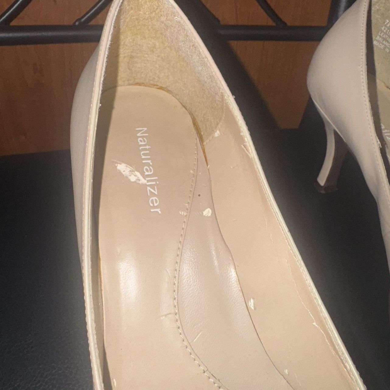 Naturalizer Naturalizer Nude Leather Kitten Heels with Bow – Size 7.5 Size US 7.5 / IT 37.5 - 5 Thumbnail