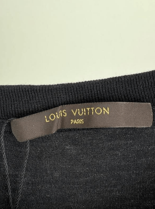 Louis Vuitton Louis Vuitton Long Sleeve T-shirt Size US XL / EU 56 / 4 - 3 Thumbnail