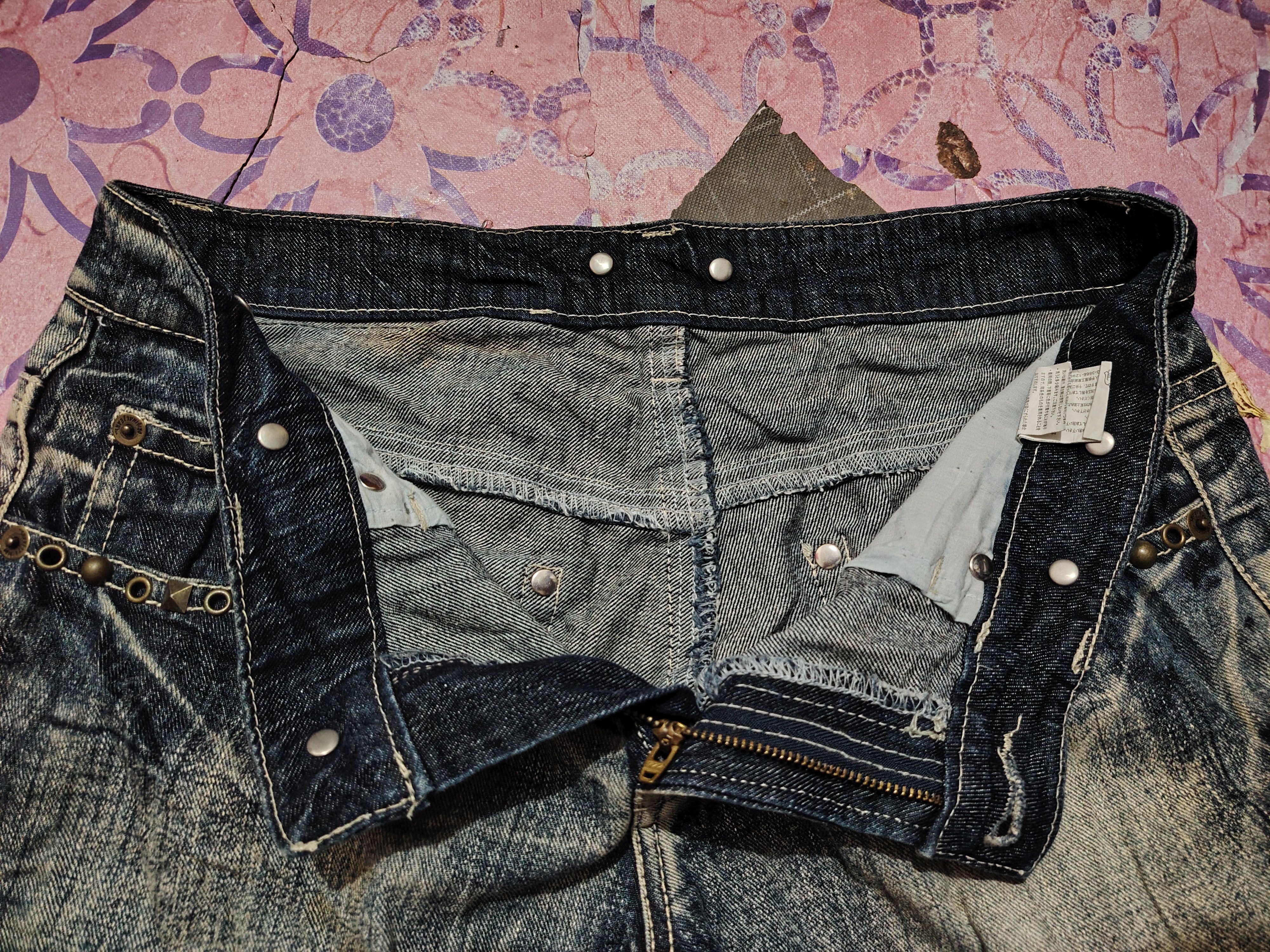 Who Decides War Japanese original Jeans Mudwash Rusty Distressed Jeans Size US 33 - 9 Thumbnail