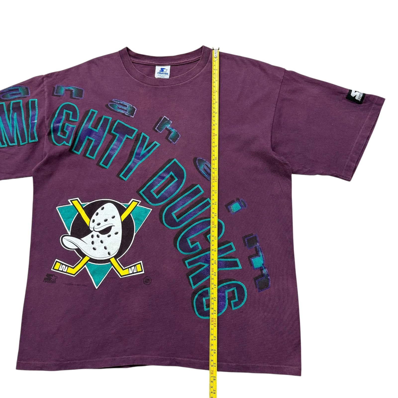 NHL VTG 90s MIGHTY DUCKS ANAHEIM 1993 STARTER AOP T-SHIRT Size US L / EU 52-54 / 3 - 8 Thumbnail