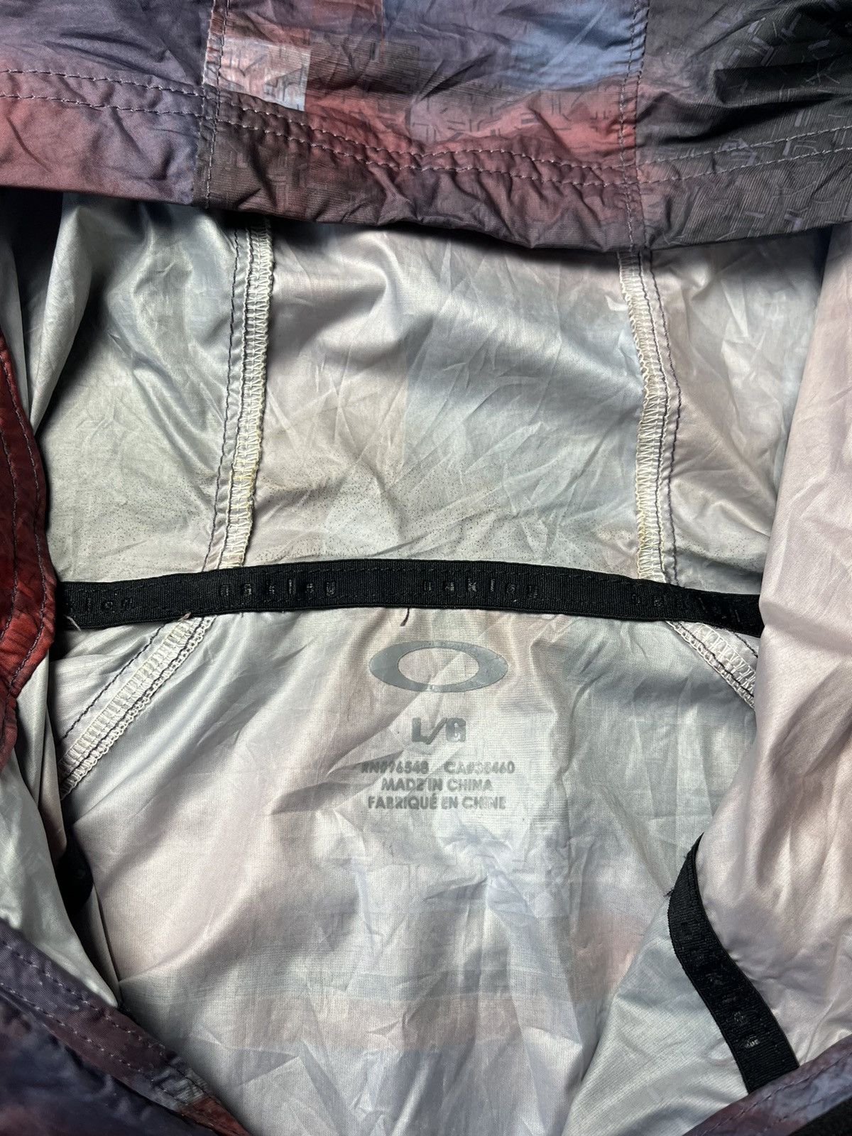 Oakley Vintage Oakley waterproof windbreaker jacket size L Size US L / EU 52-54 / 3 - 14 Thumbnail