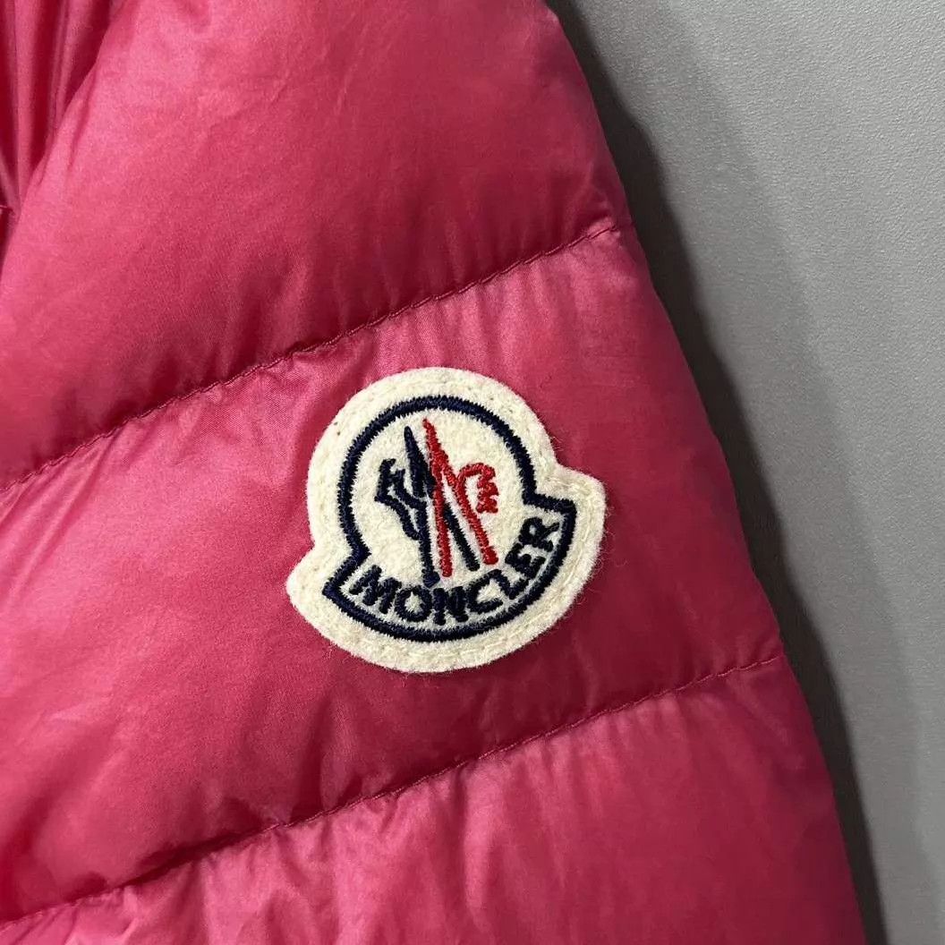 Moncler Moncler Lans Magenta Down Jacket Size 1 (99 New) Size S / US 4 / IT 40 - 4 Thumbnail