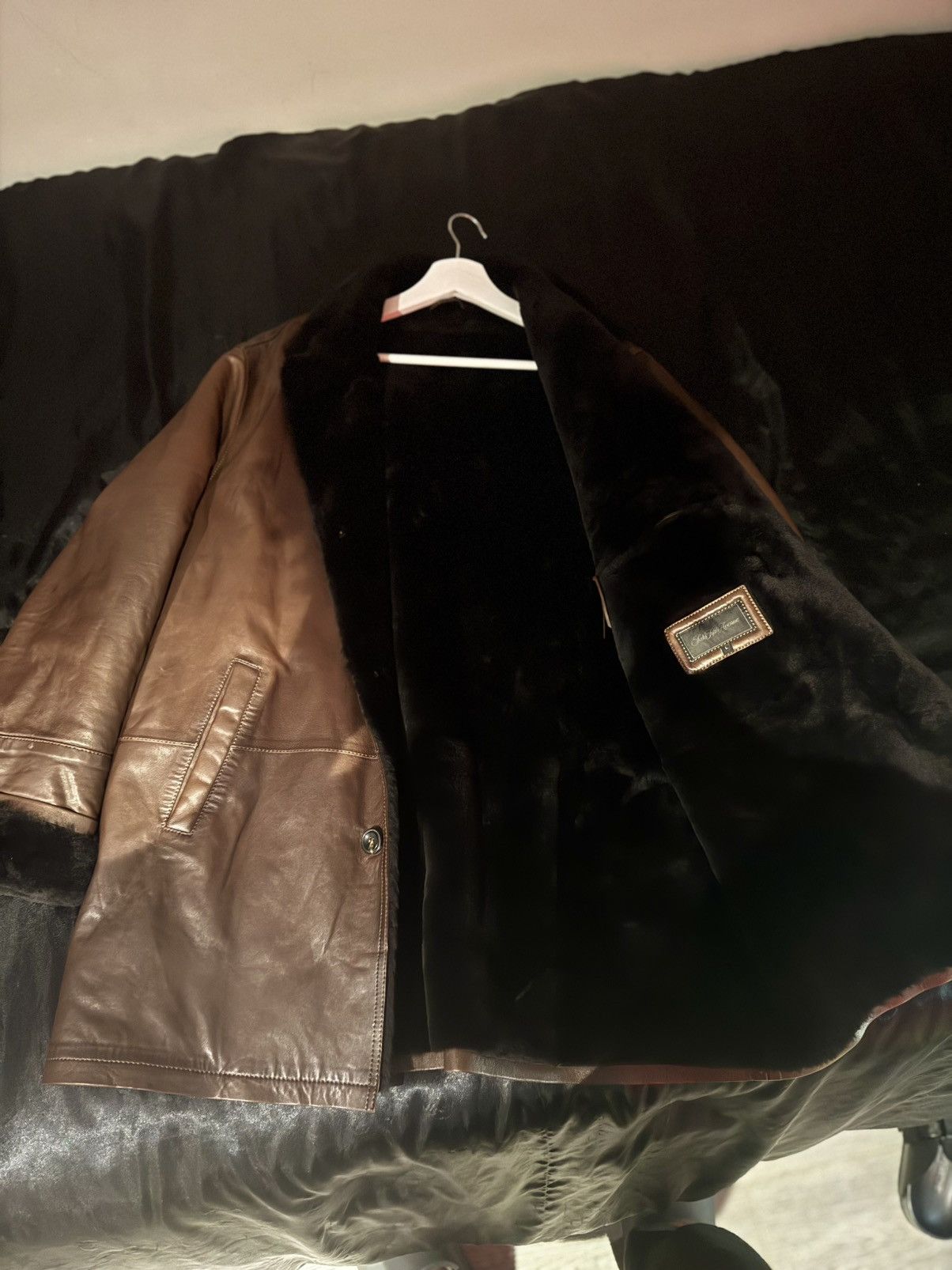 Saks Fifth Avenue Saks Fifth Avenue Leather Faux coat Size L / US 10 / IT 46 - 1 Thumbnail