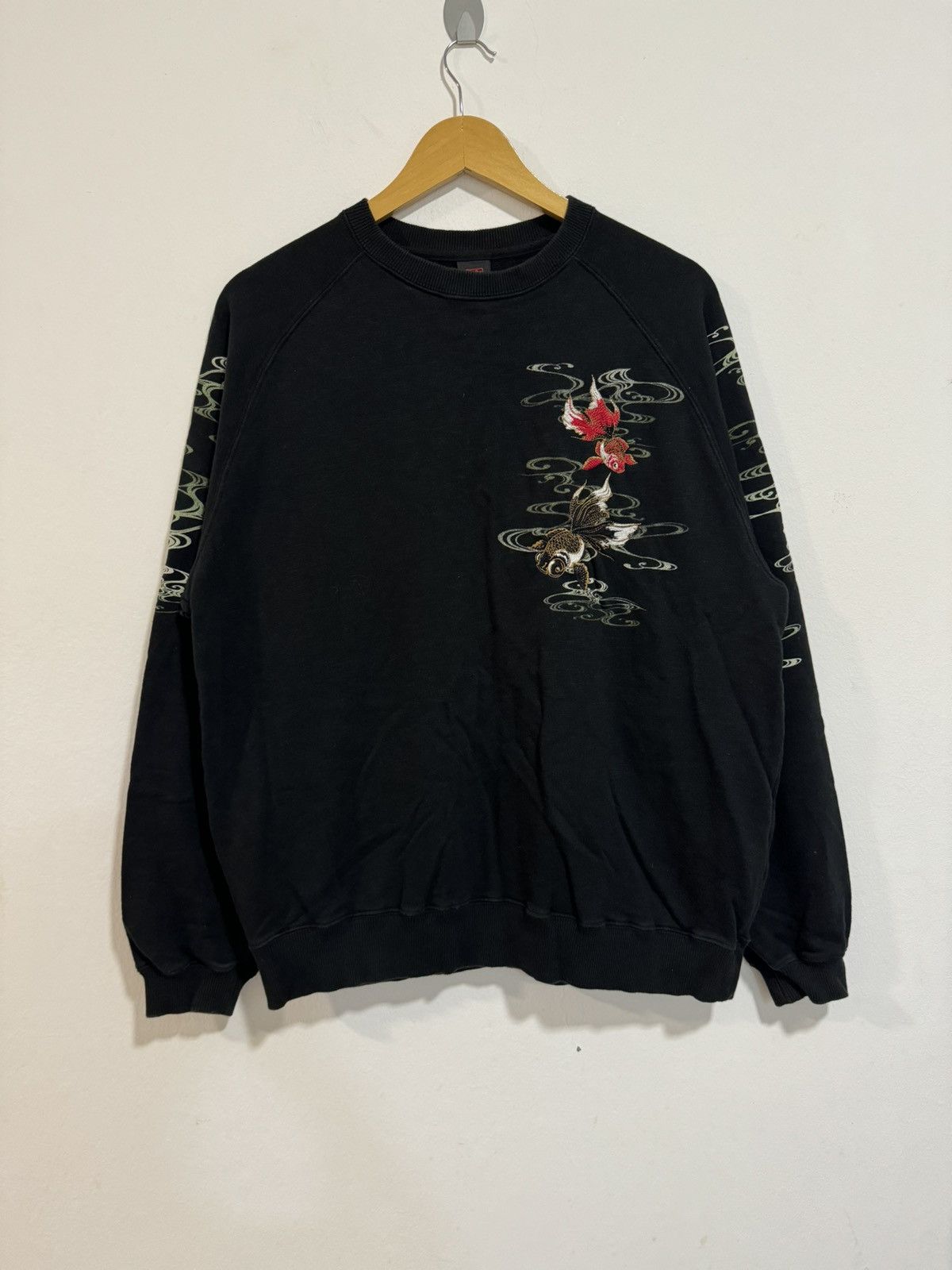 Japanese Brand Vintage Sukajan Design Koi Fish Embroidery Sweatshirt Size US L / EU 52-54 / 3 - 4 Thumbnail