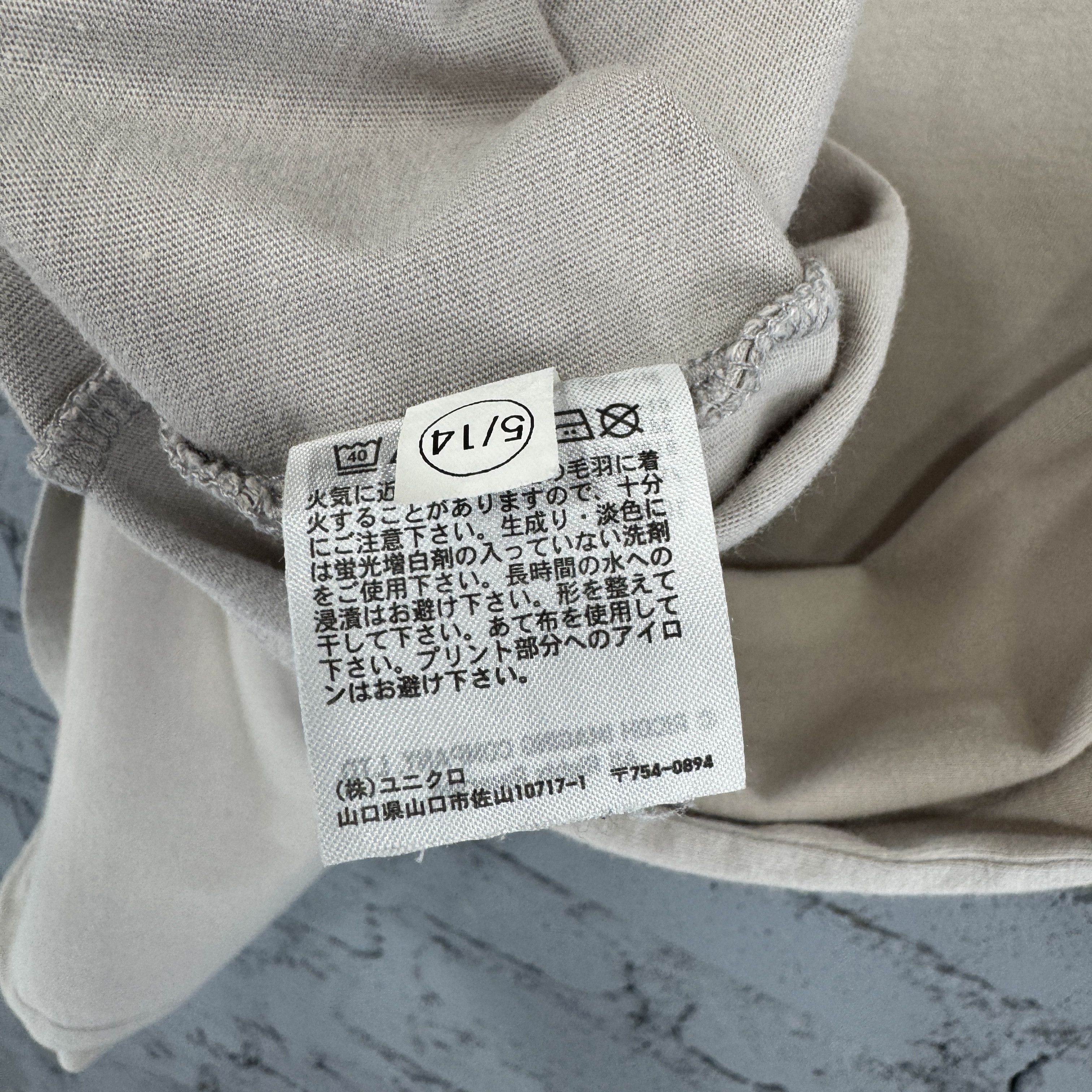 Uniqlo Uniqlo UT Pentax K-3 Mark III Camera Sunfaded Tshirt Size US L / EU 52-54 / 3 - 8 Thumbnail