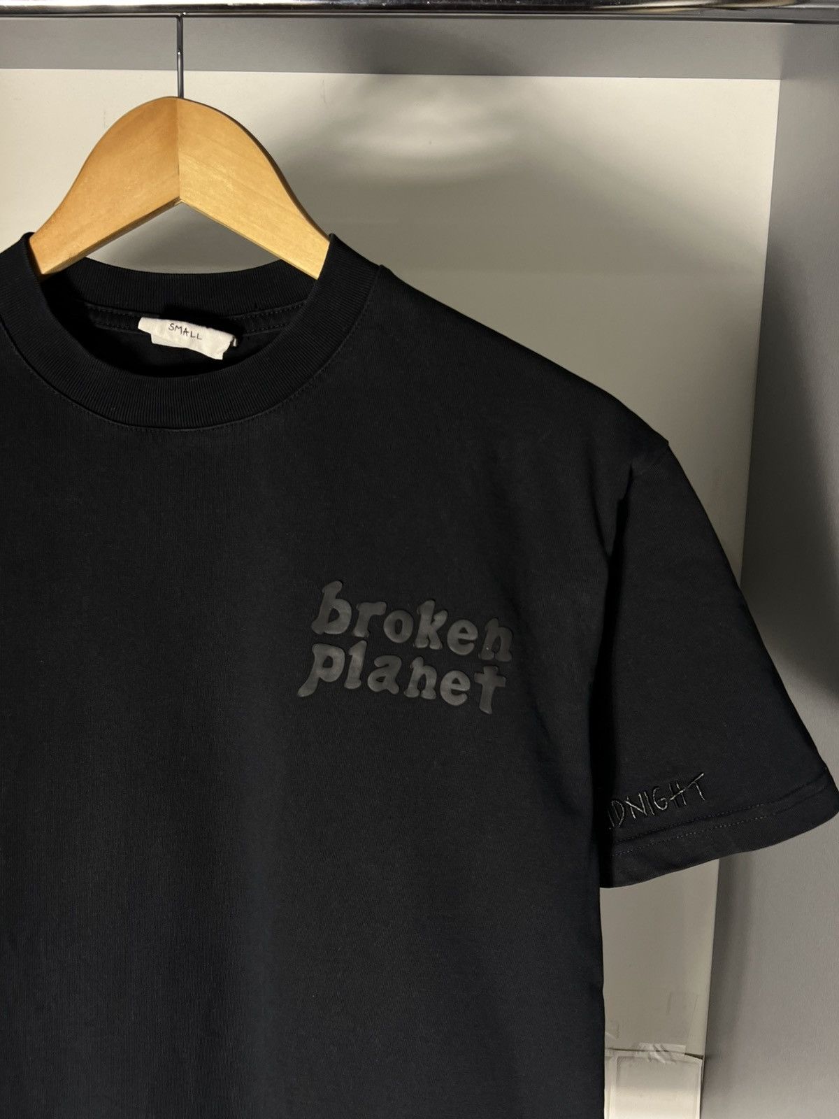 Broken Planet VINTAGE BROKEN PLANET CLASSIC DESIGNER T-SHIRT CASUAL Y2K Size US S / EU 44-46 / 1 - 4 Thumbnail