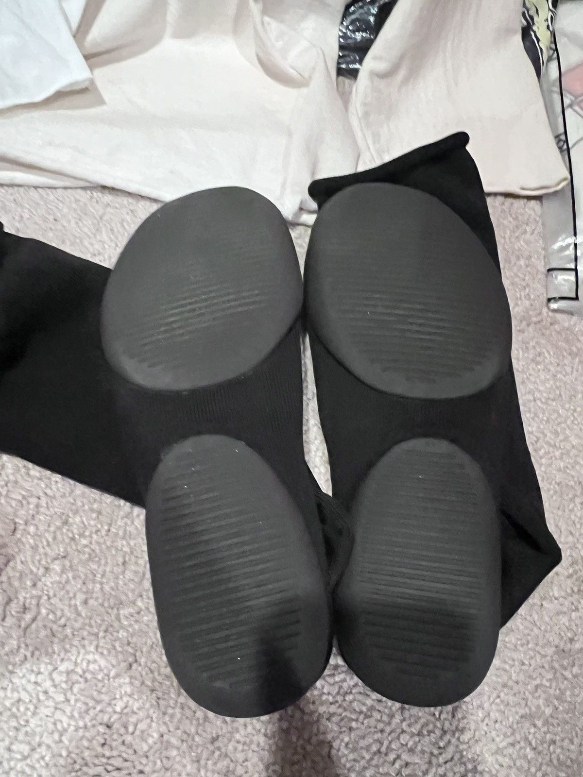 Kanye West × Yeezy Size 1 Yeezy Pods | yzy | Kanye West | ye Size US 8.5 / EU 41-42 - 3 Thumbnail