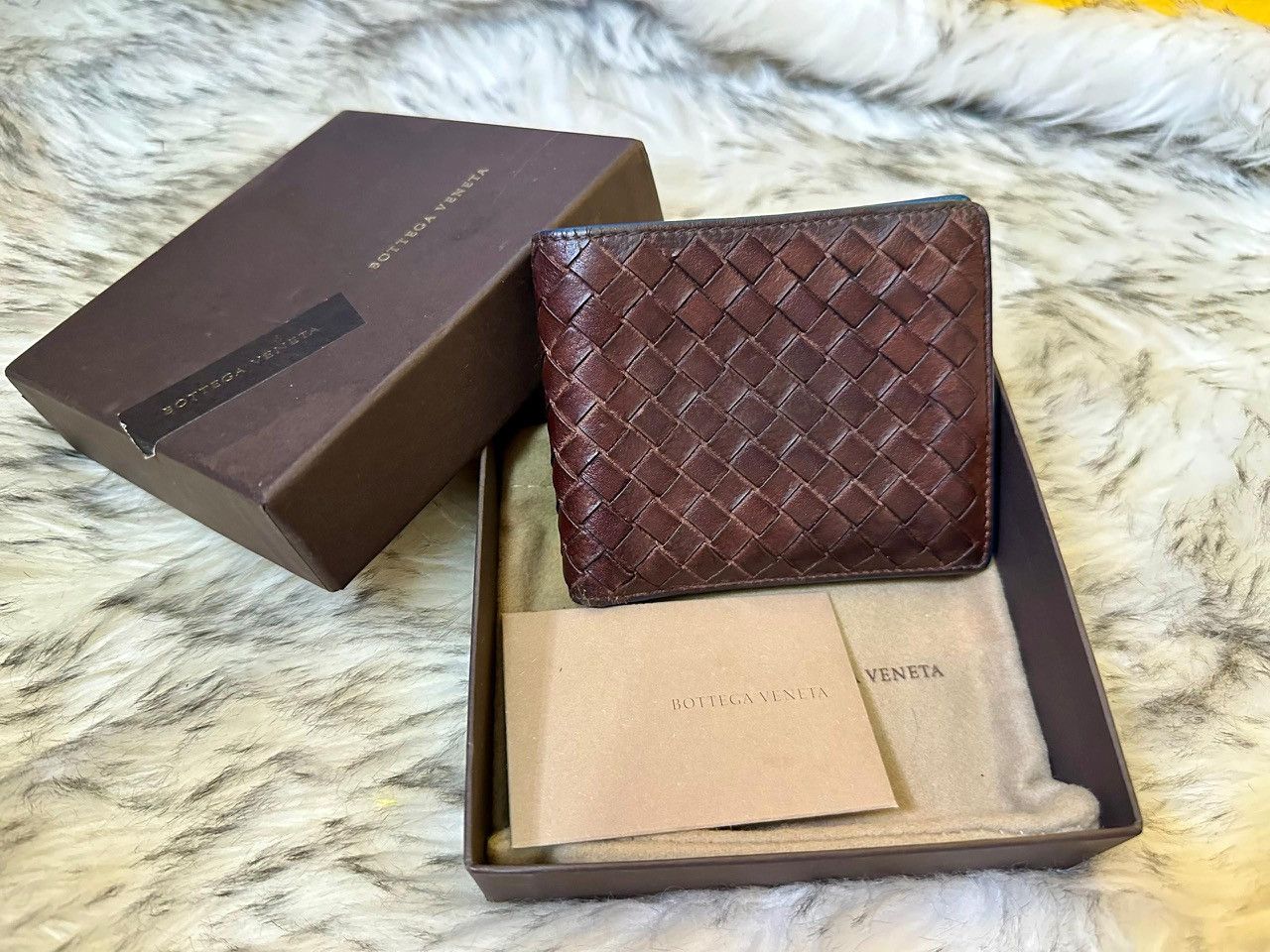 Bottega Veneta Authentic Bottega Veneta Intrecciato Piccolo Two Tone Bifold Size ONE SIZE - 1 Thumbnail