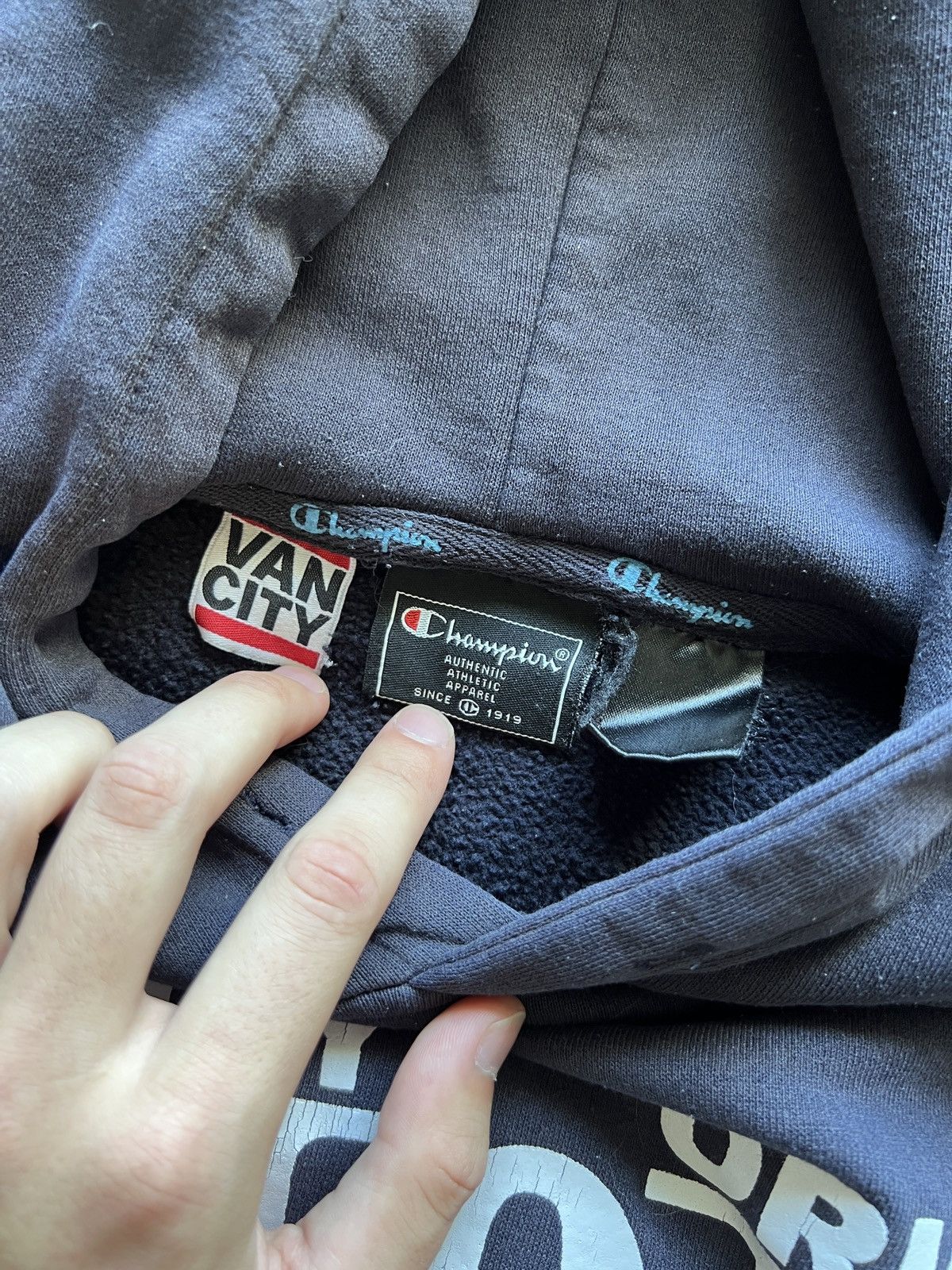 Champion Vancity Original Size US M / EU 48-50 / 2 - 4 Thumbnail